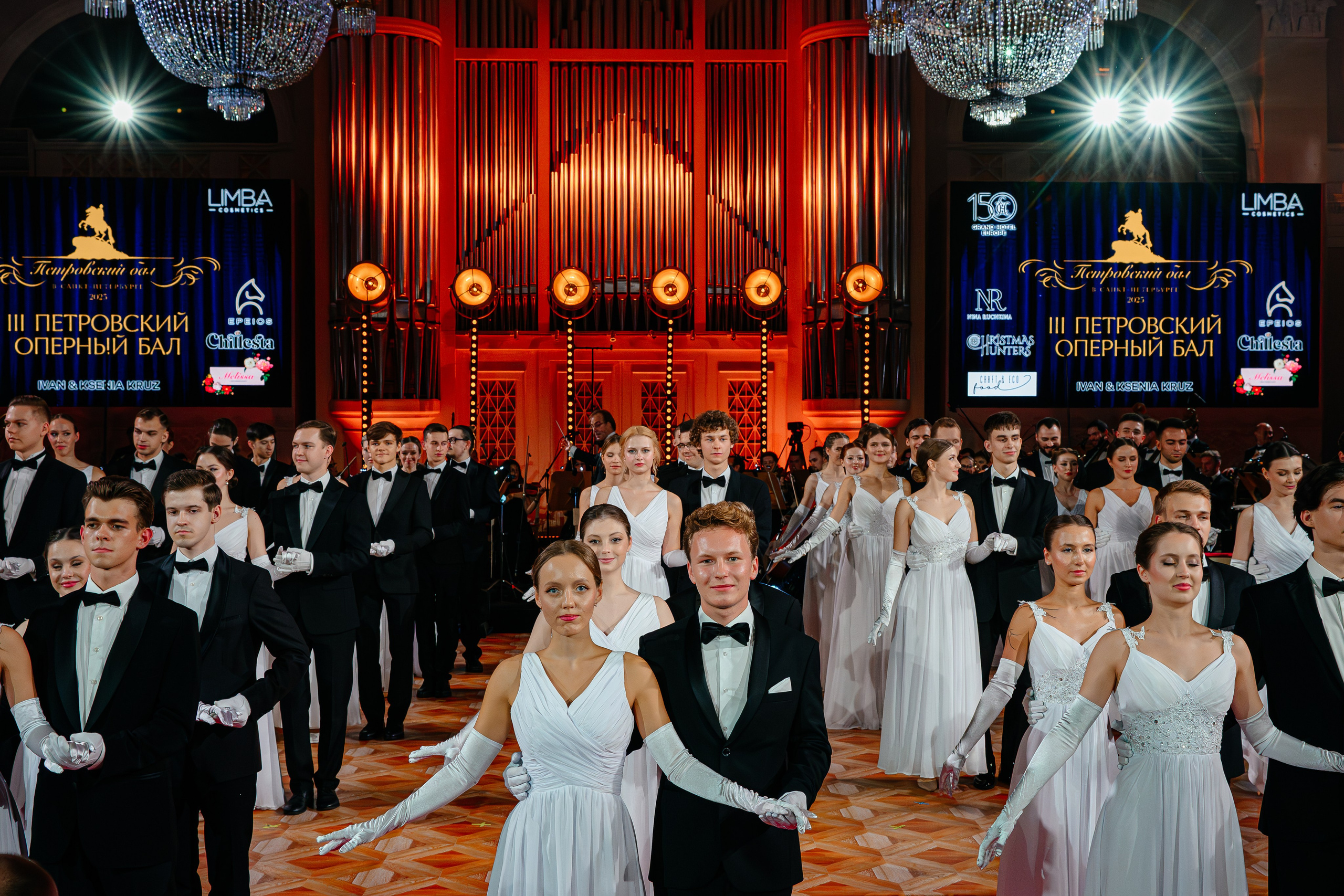 Петровский бал 2025. Коммерческий фотограф в Санкт-Петербурге Анна Кобзарь