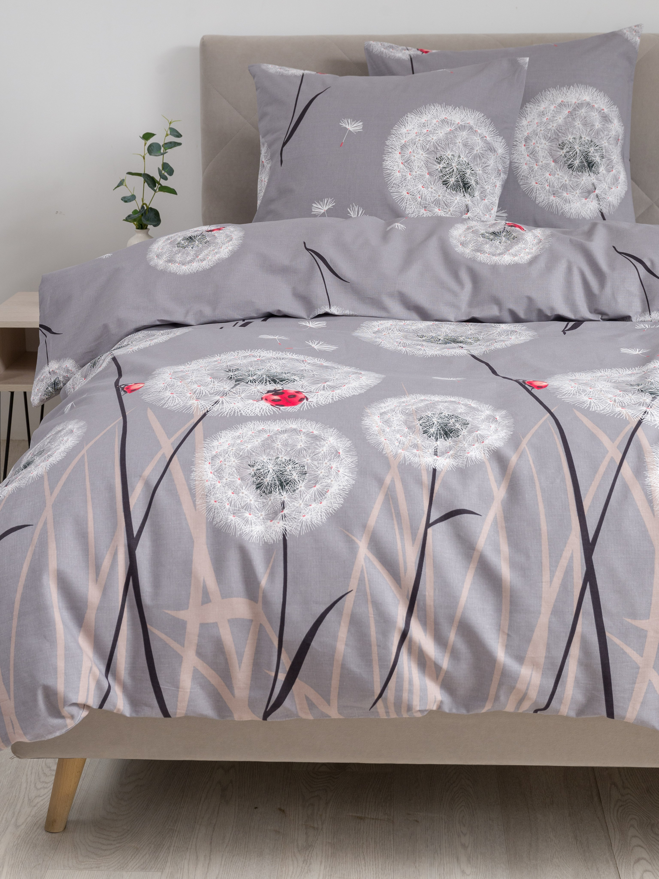 Съемка в студии «Изюм». Фотограф для маркетплейсов в г. Иваново Клещенок Юлия