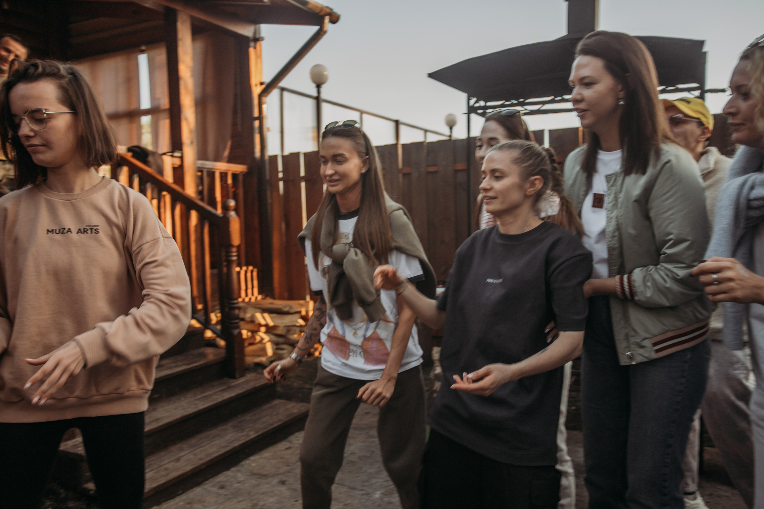 Корпоратив Muza_Arts. Венера Гайн. Репортажный фотограф  Тюмень. Обучение фотографии с 0