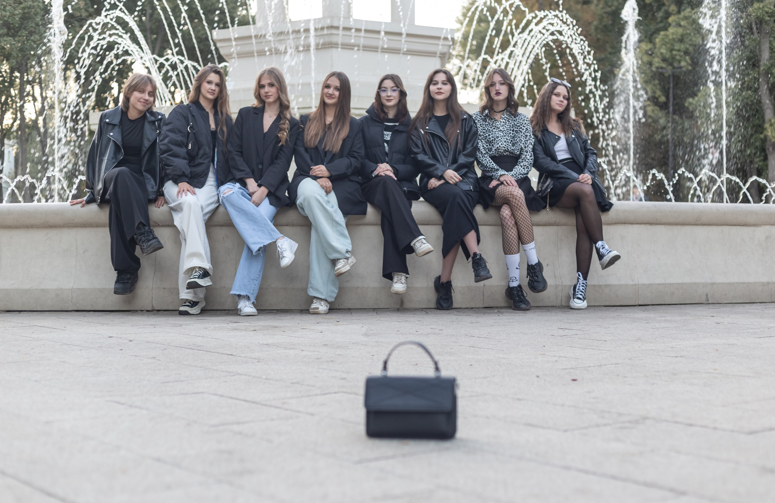 Прогулка. Выпускные альбомы Воронеж " СОКОЛ фото»