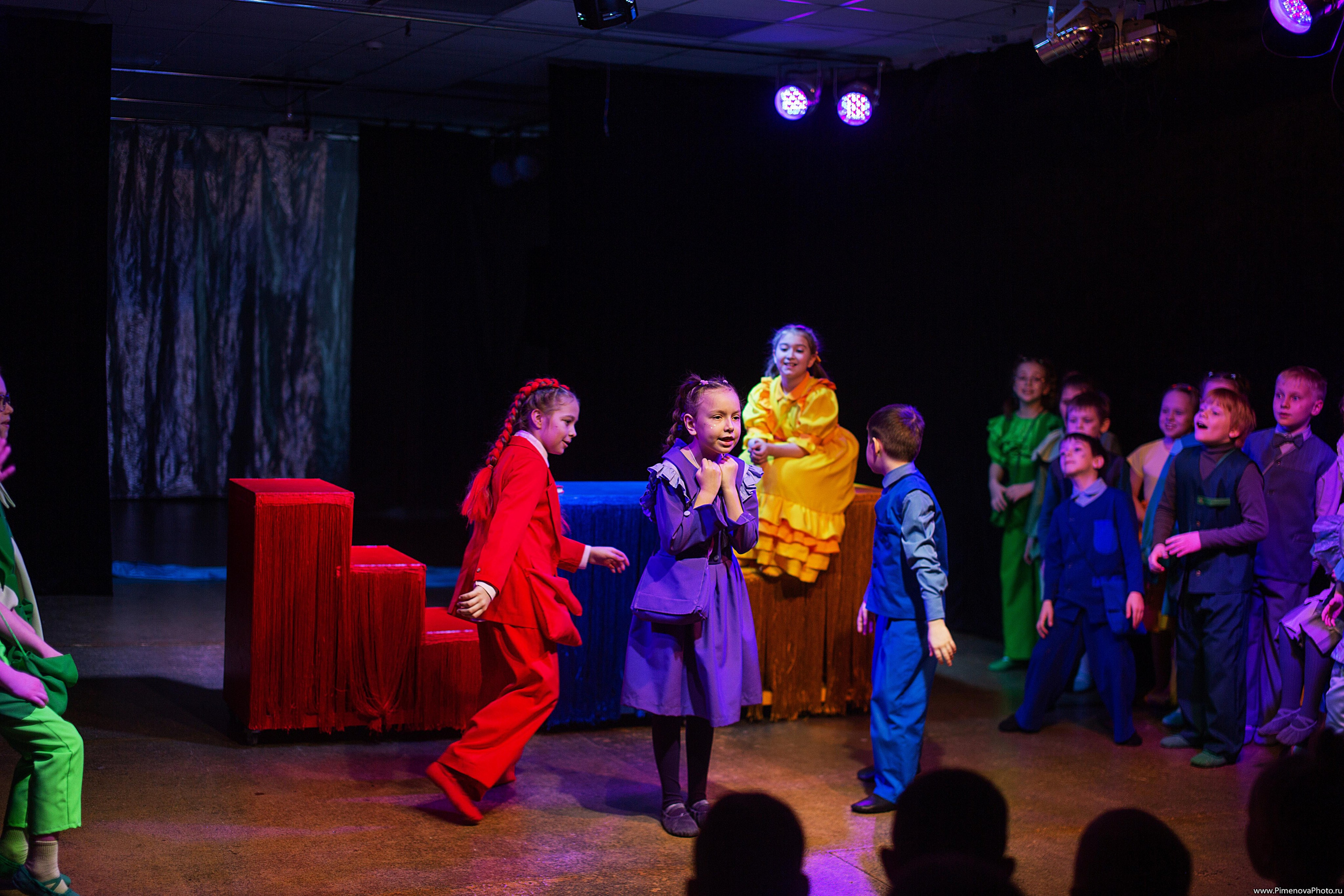 Карандаши «Театрум» ДТЦ, февраль. Семейный и детский фотограф в Петрозаводске