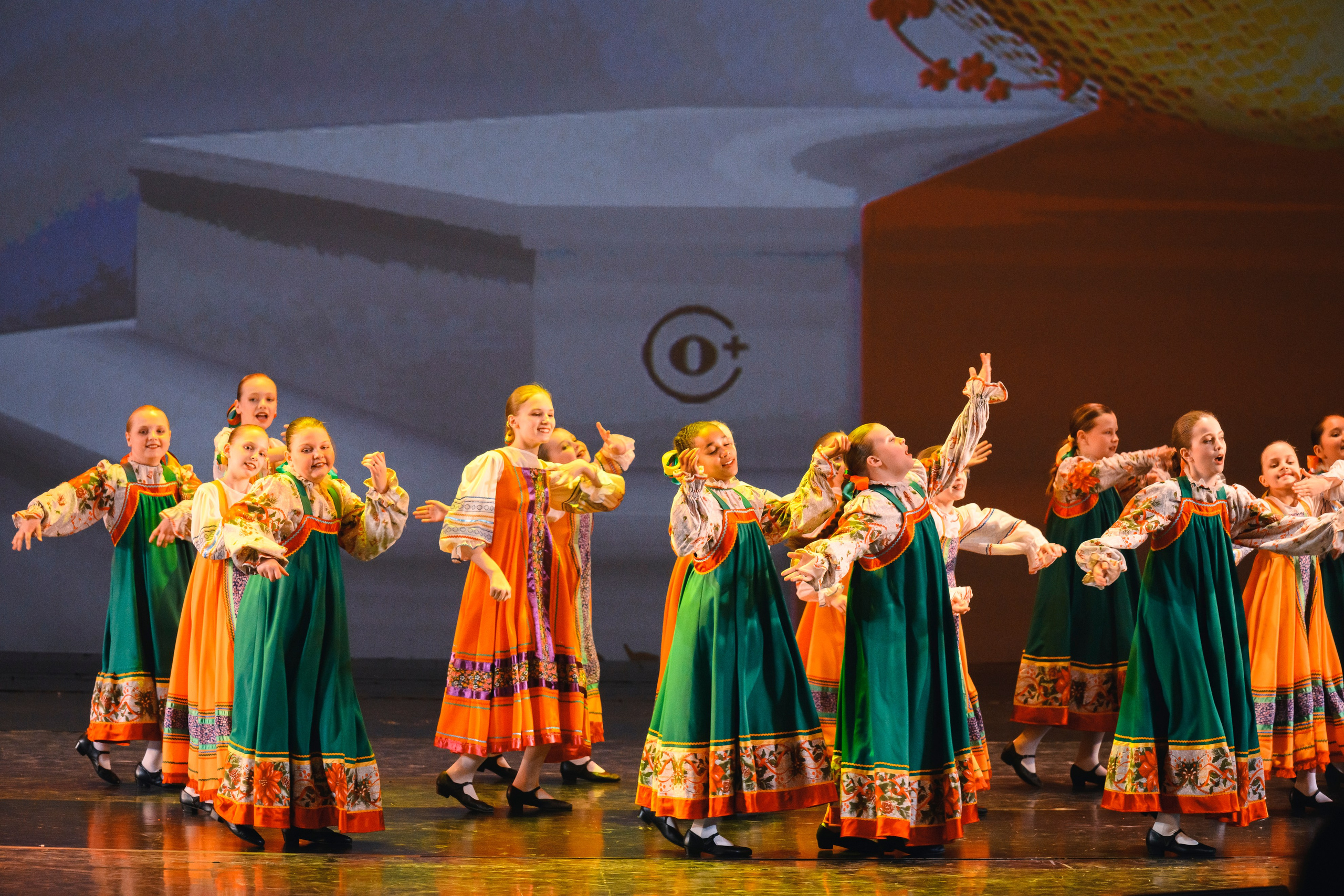 23 апреля, часть 1, БКЗ Октябрьский, г. Санкт-Петербург. Золотое яблочко