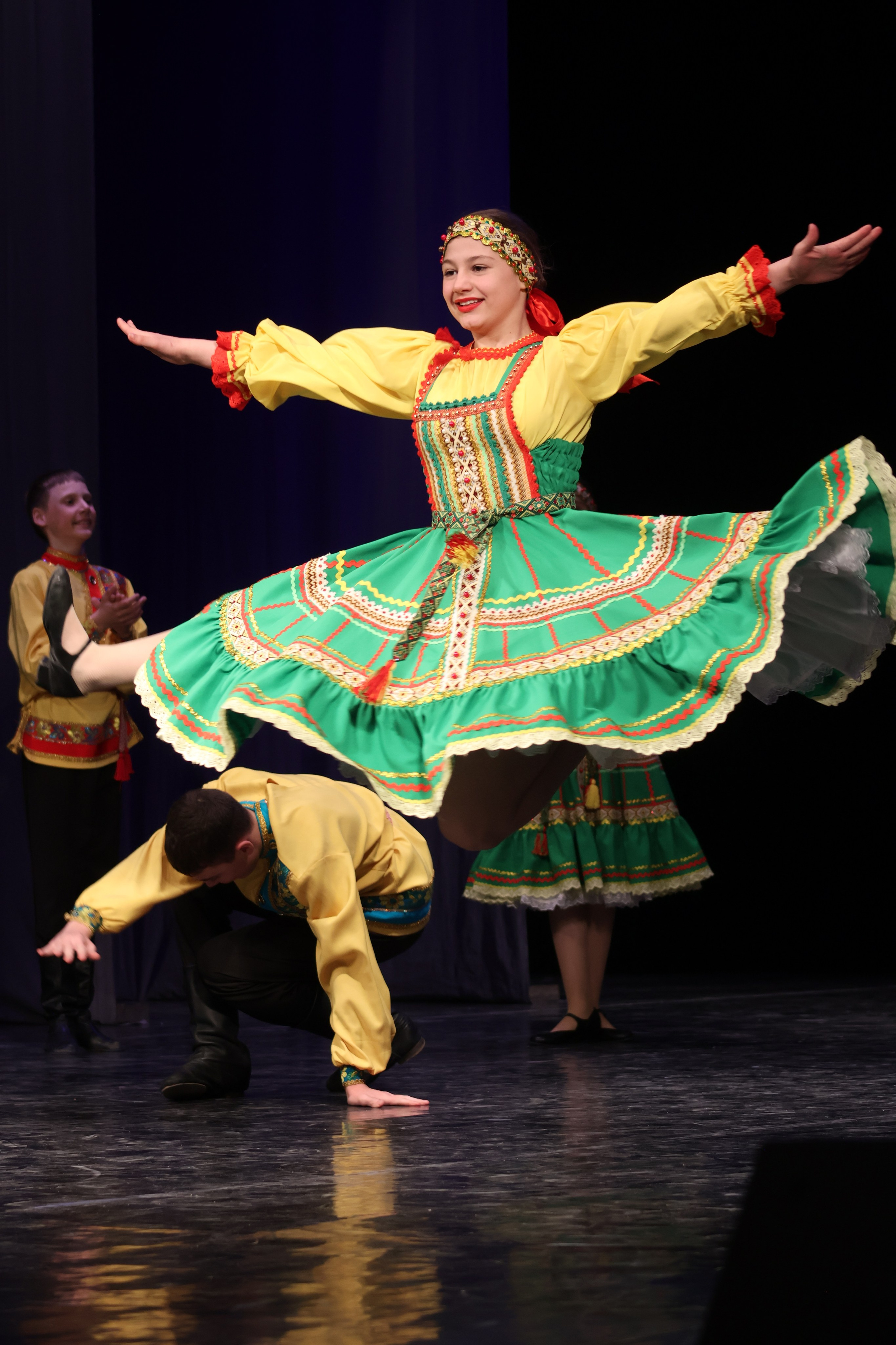 13 апреля, г. Томск. Золотое яблочко