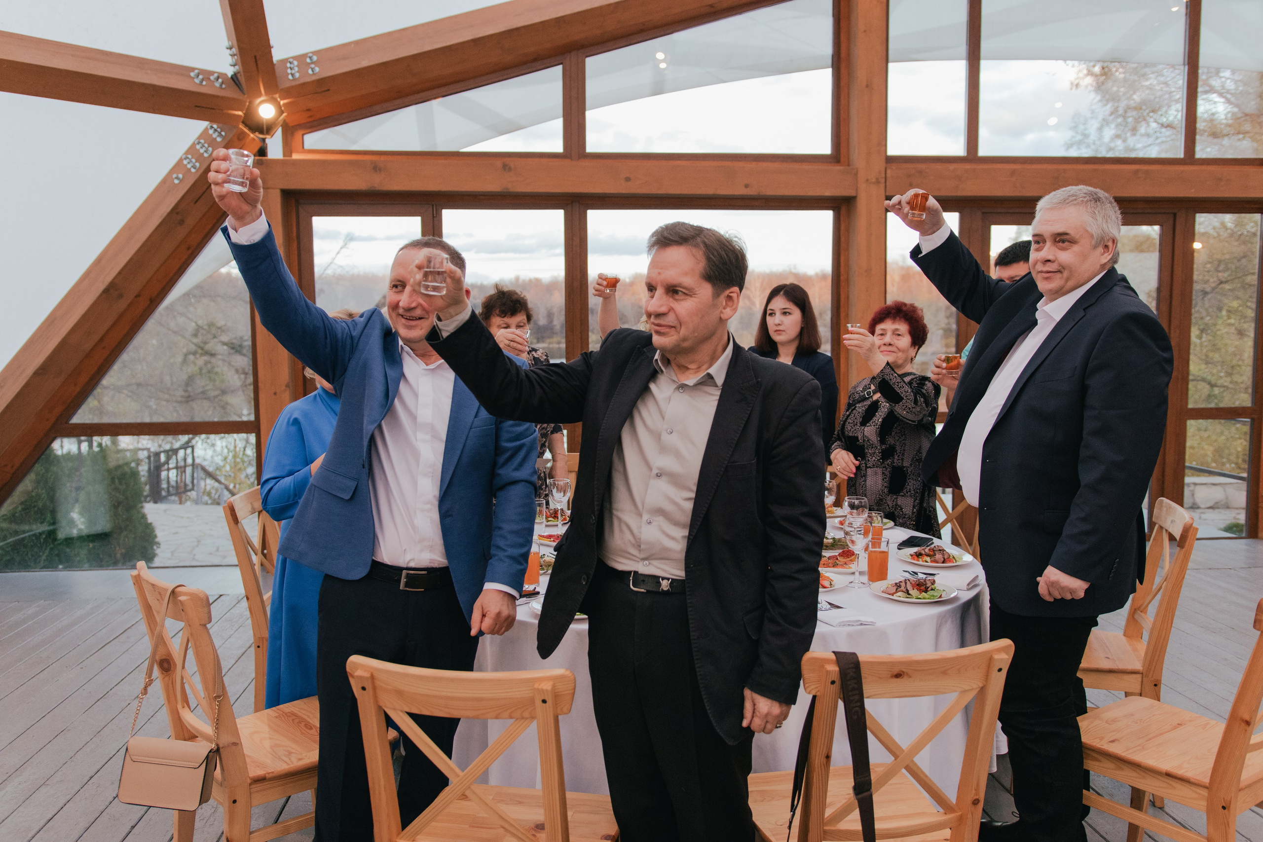 Профессиональный свадебный фотограф в Уфе от 3000 руб. Свадебный и семейный фотограф в Уфе и Башкирии Дмитрий Коломеец