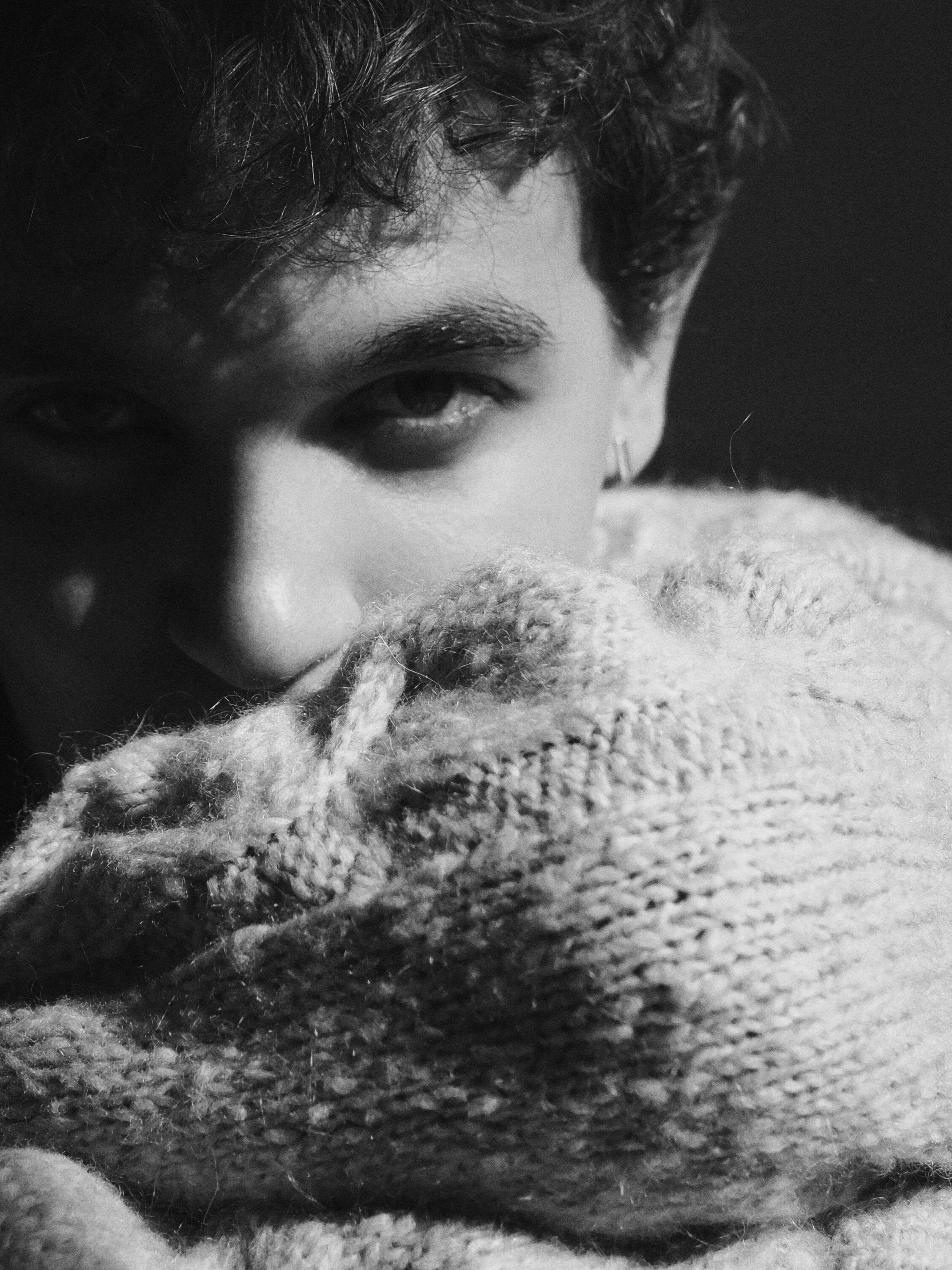 89233. Главная