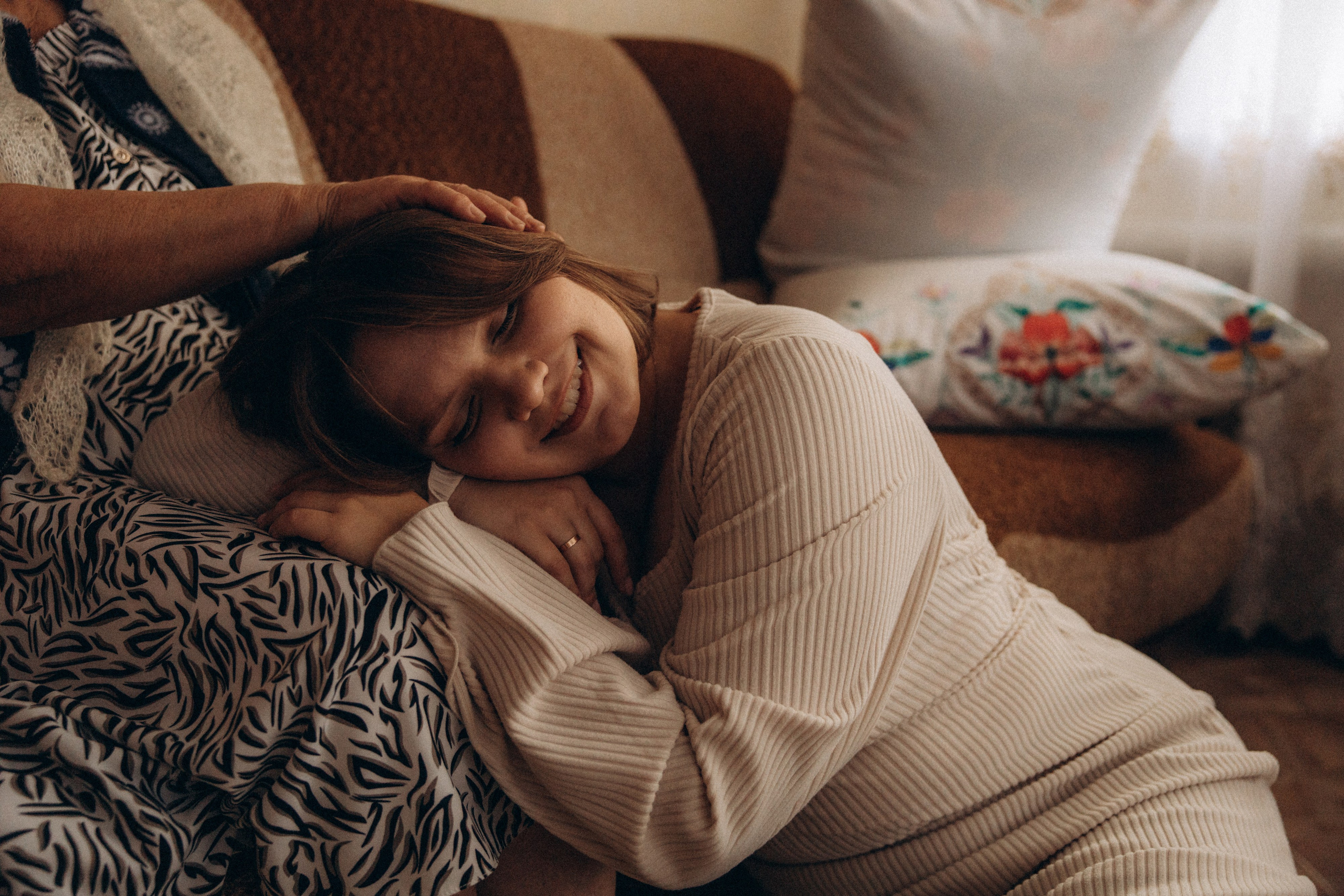 Аня и бабушка. Семейный фотограф Губкин/Старый Оскол