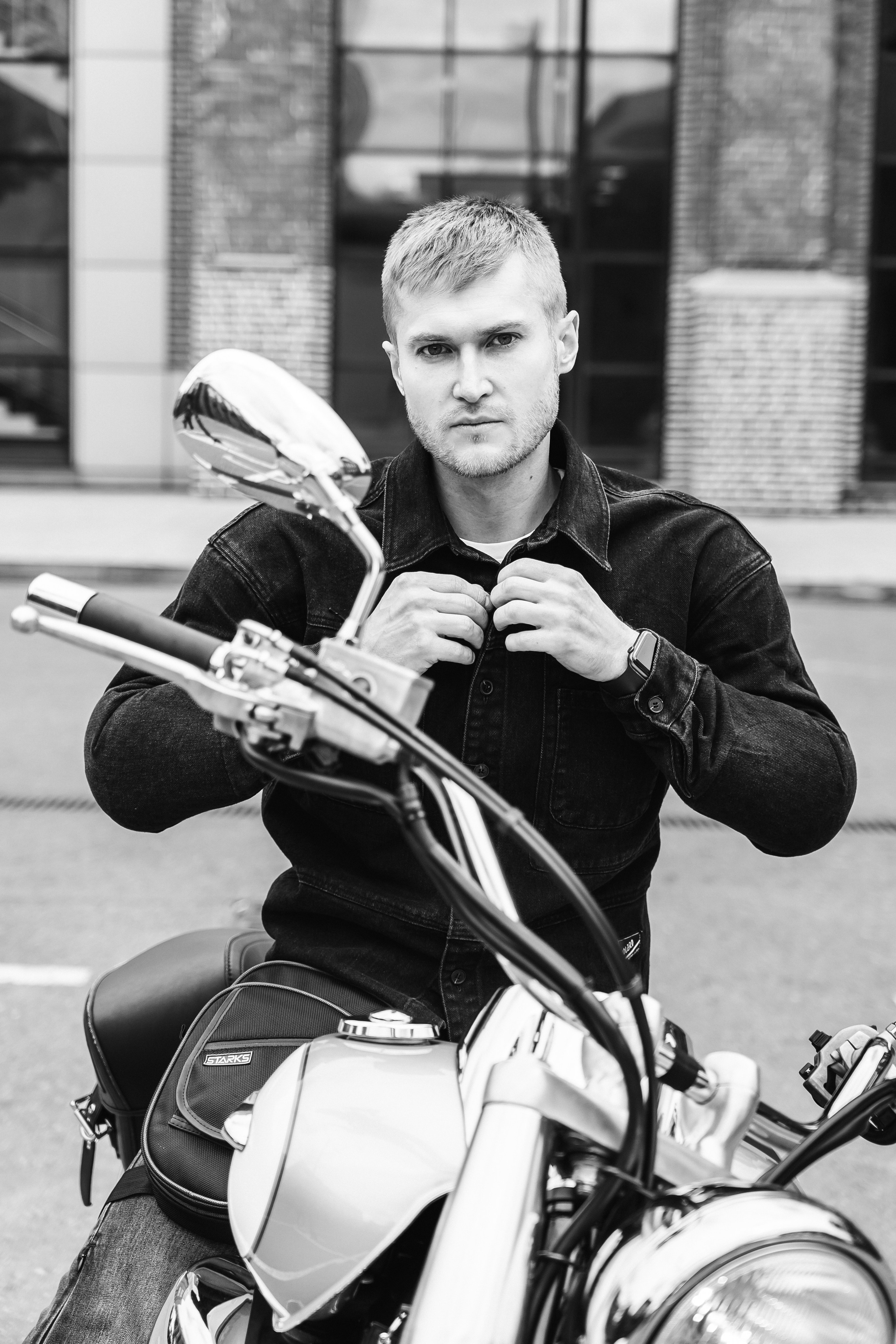 Олег и Сузуки. Наталия Фролова. Фотограф. Москва