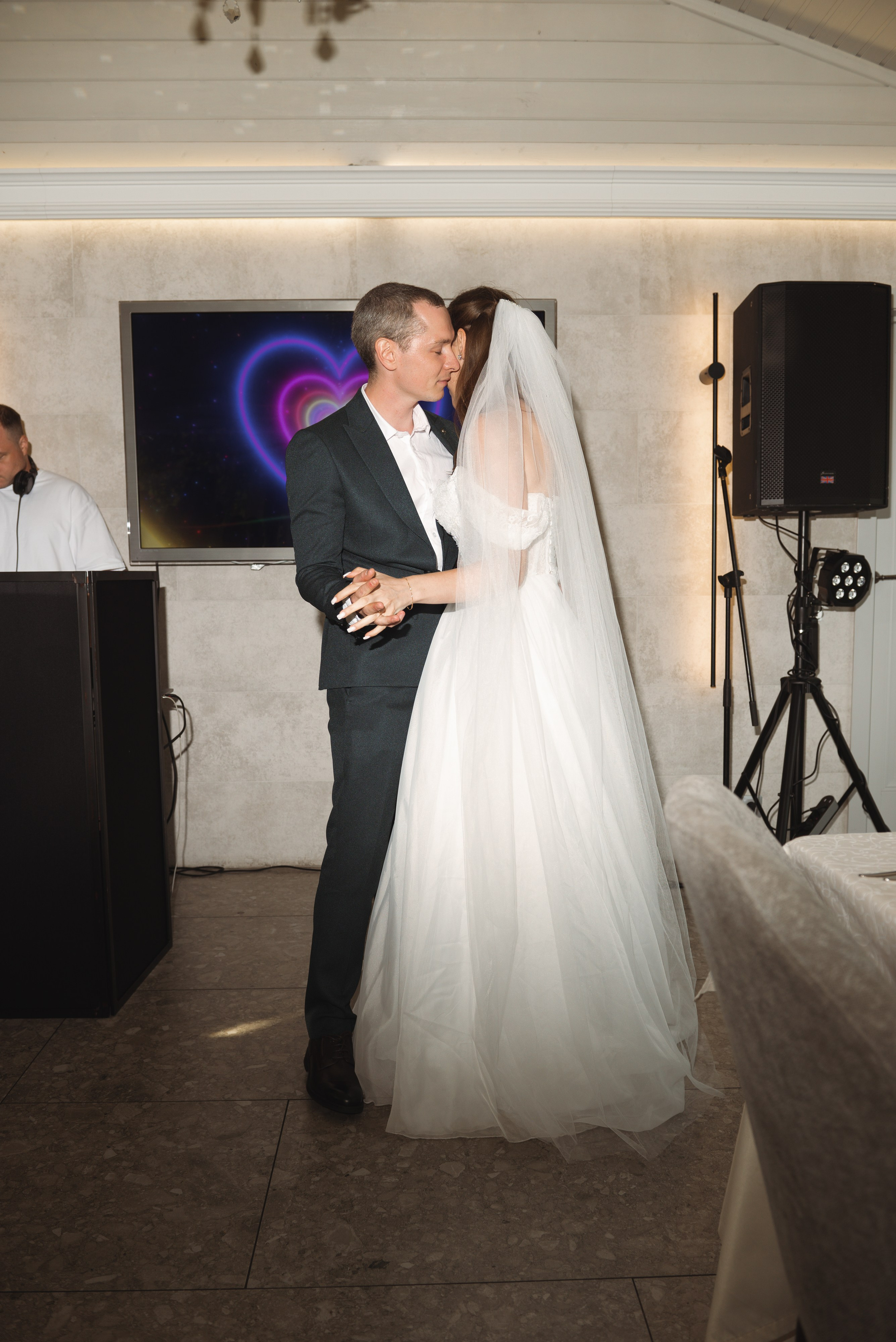 Свадьба в ЗаВидное. Фотограф Москва Настя Профотовна. Репортажные, свадебные и контент фотосессии