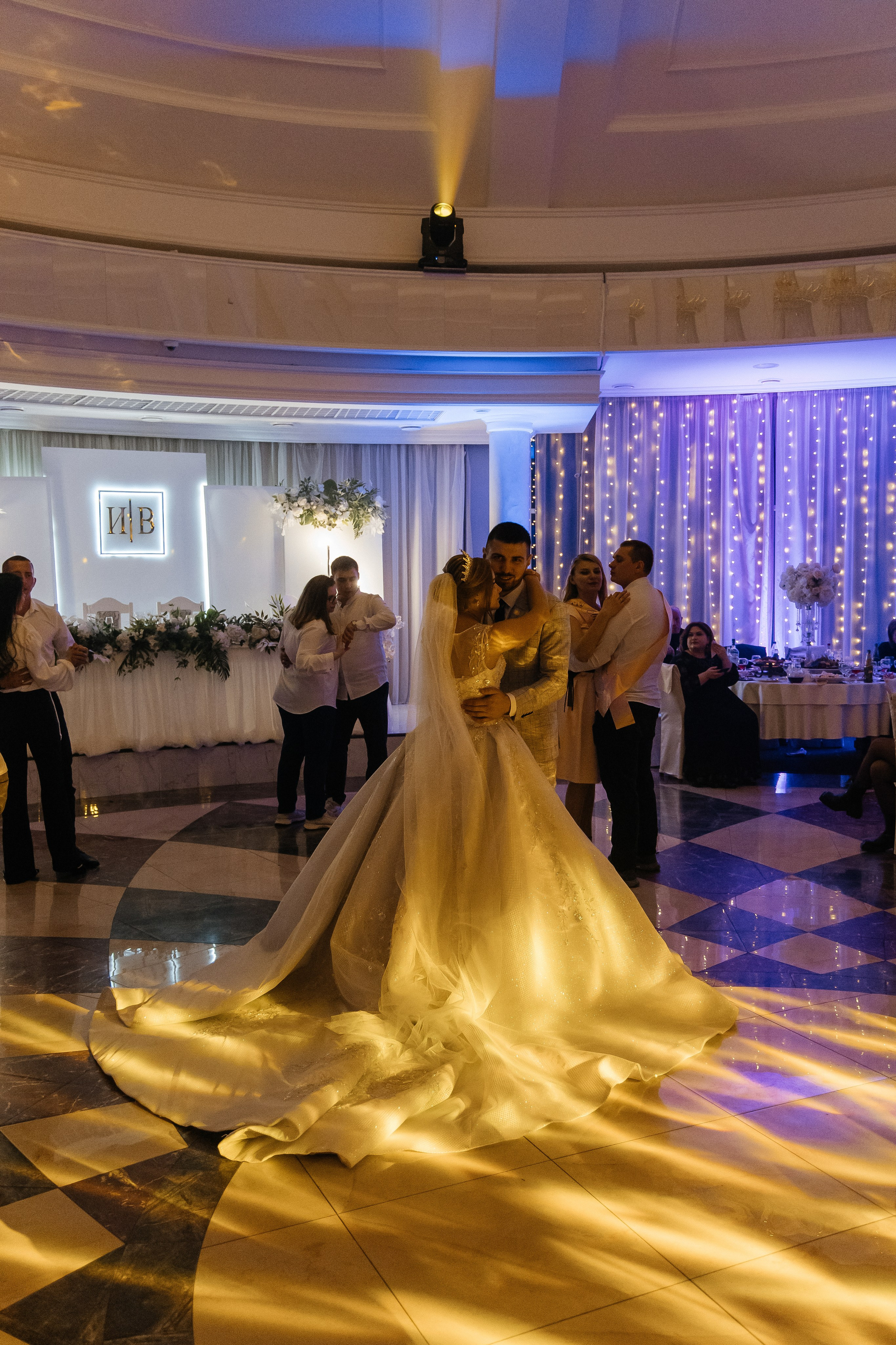 I&V. Фотограф Таганрог Хребет София