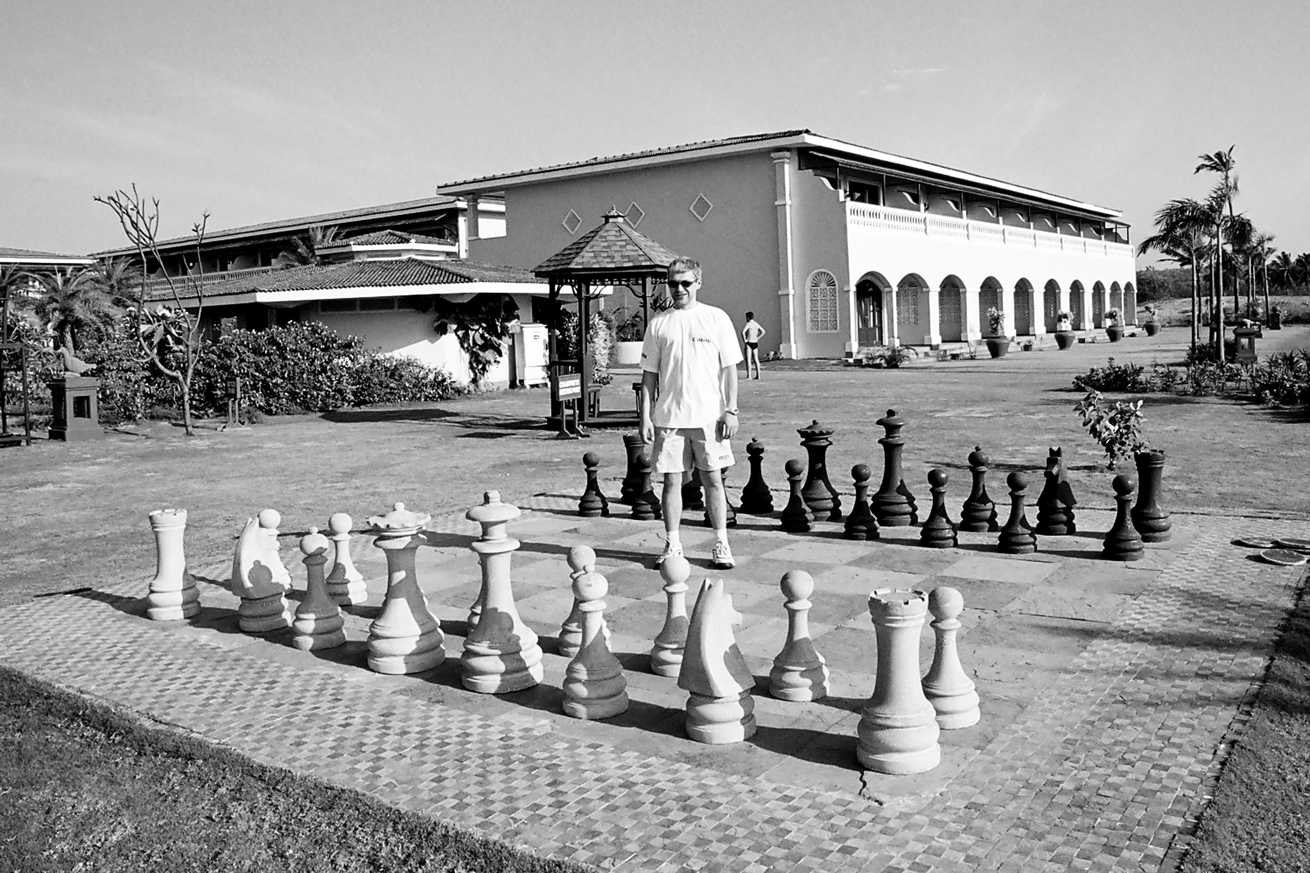 Шахматы на территории отеля