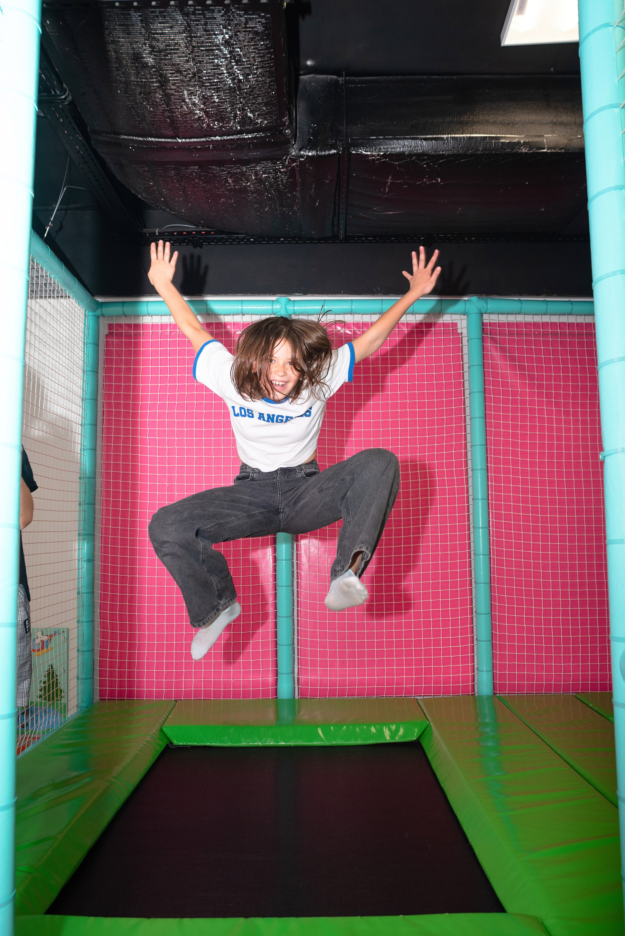 Профессиональный фотограф из Сургута/Нефтеюганска запечатлевает живое настроение и радость детско-подростковых праздничных мероприятий, включая дни рождения, выпускные вечера и семейные торжества.