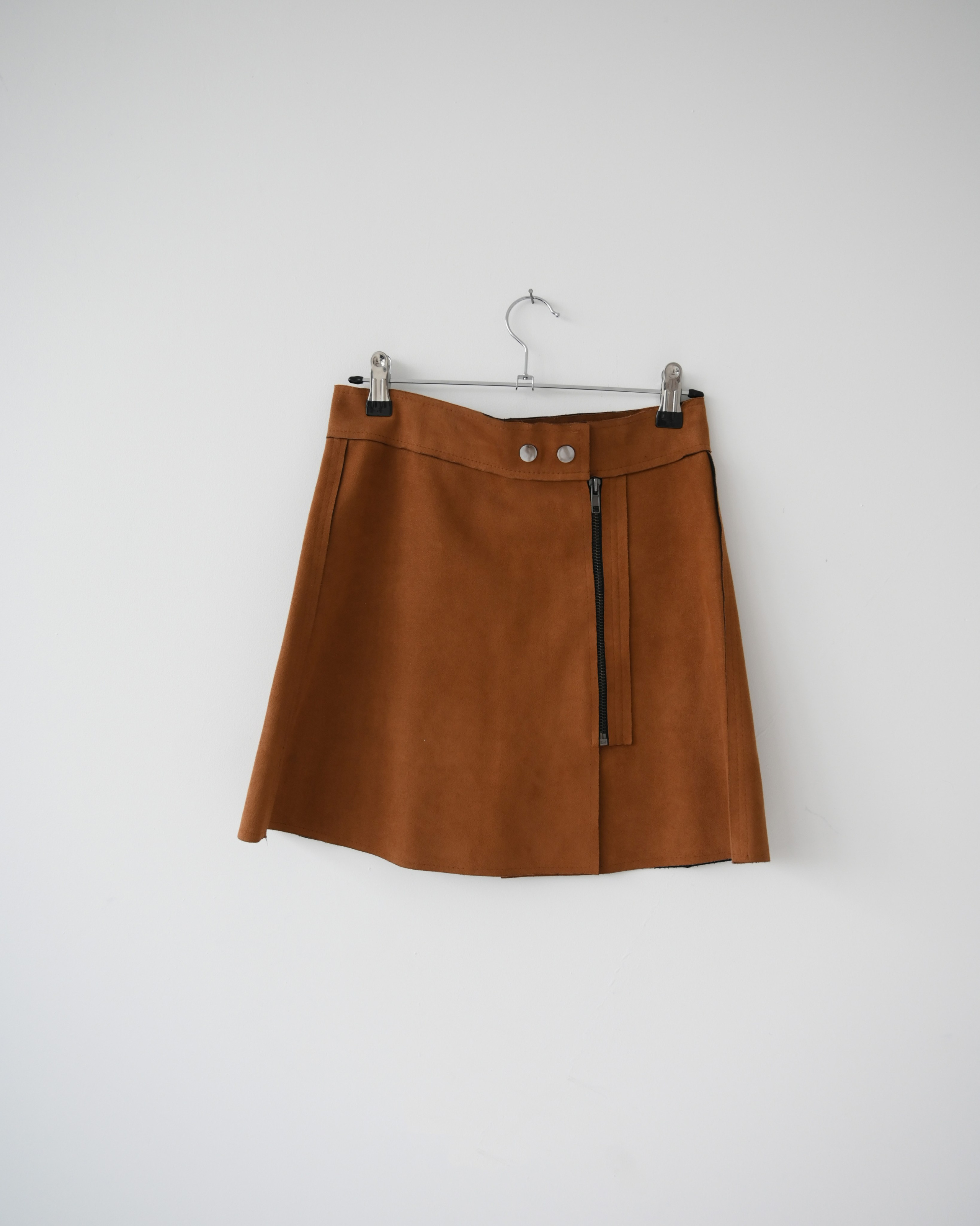 Юбка плотная 500 руб/час Размер S,M | Залоговая стоимость - 1500 руб 