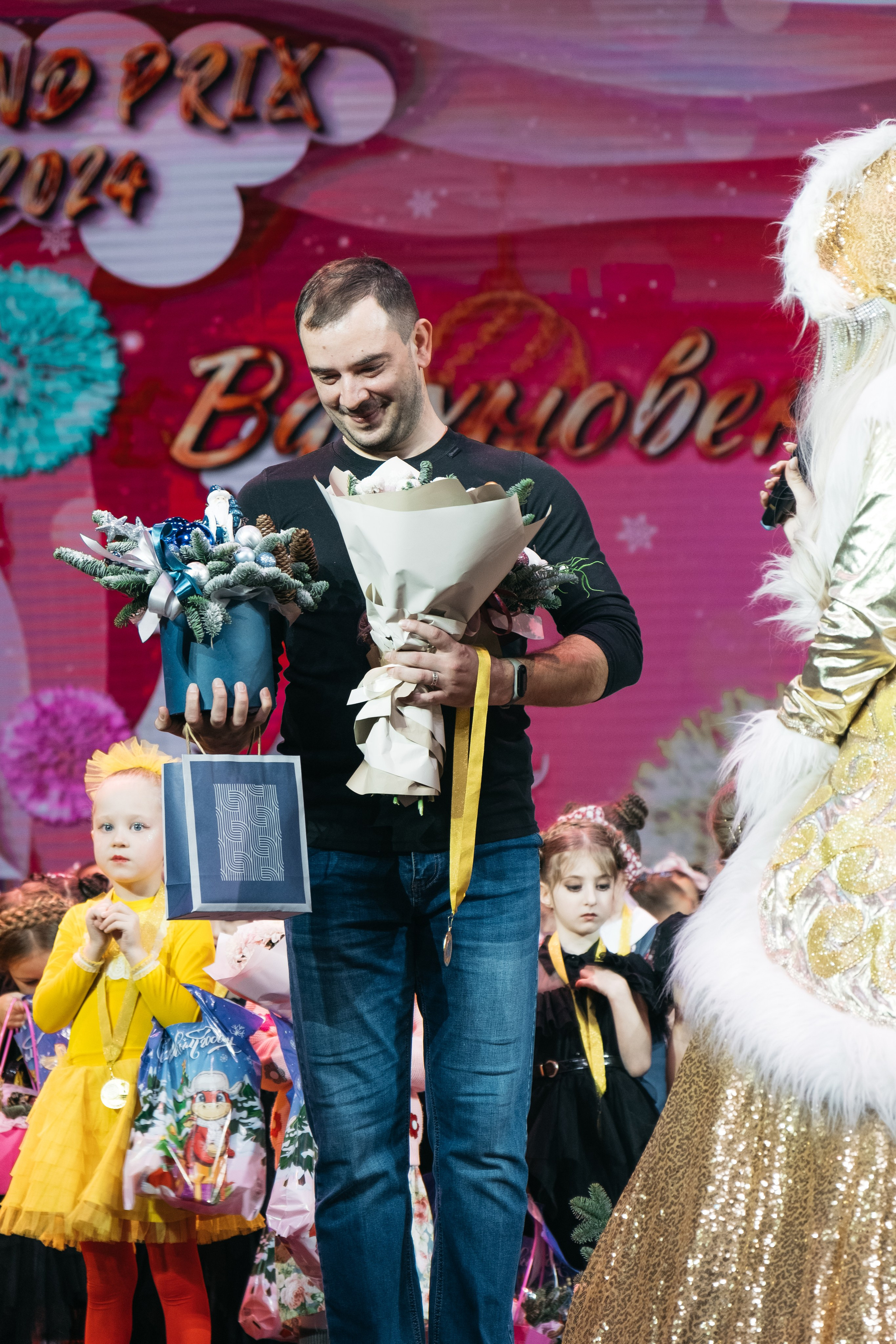 СурГУ 23.12.23. Репортажный и свадебный фотограф в Сургуте