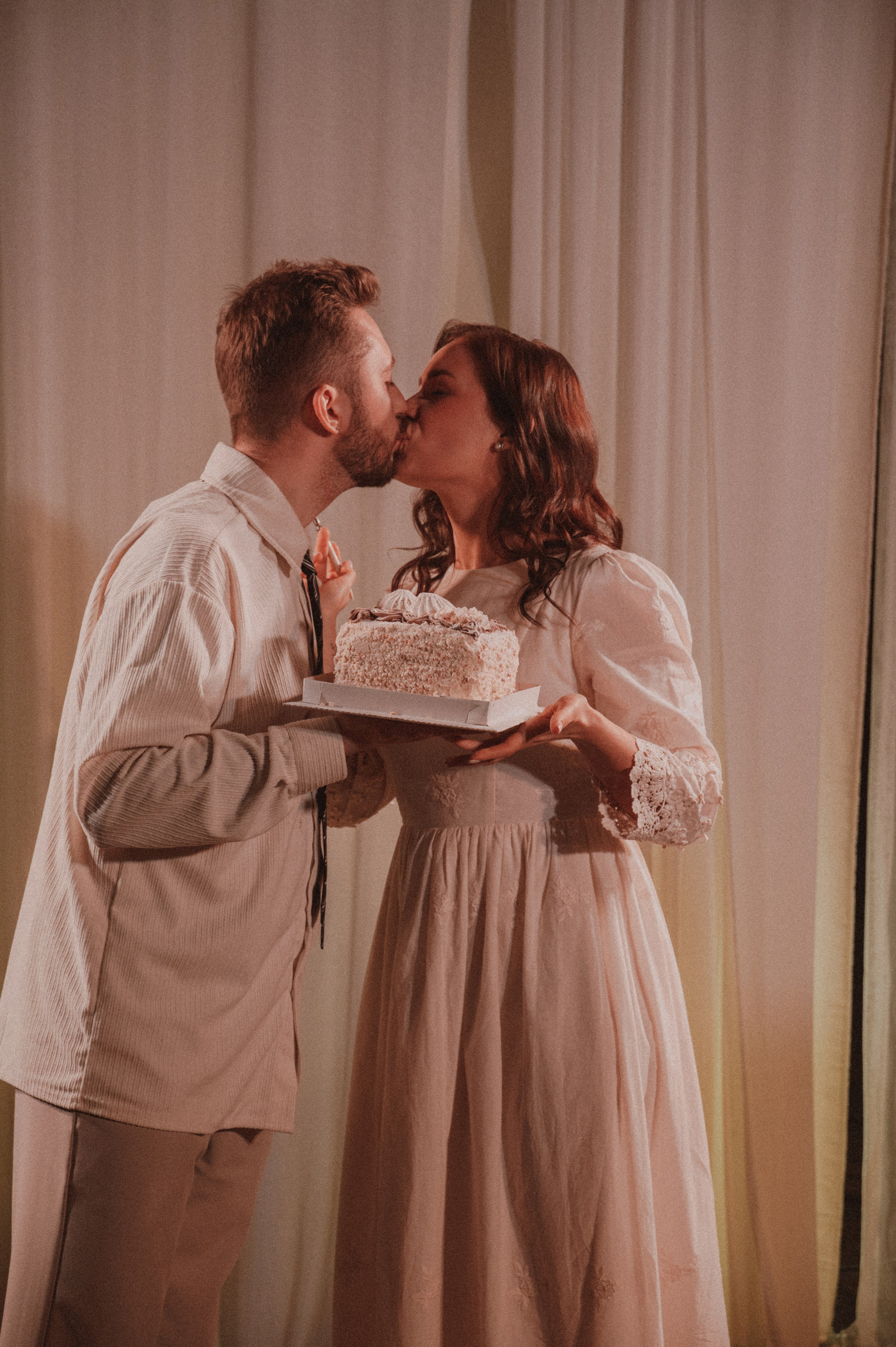 Цветы на подоконнике. Свадебный фотограф в Рязани Дзюрак Елизавета