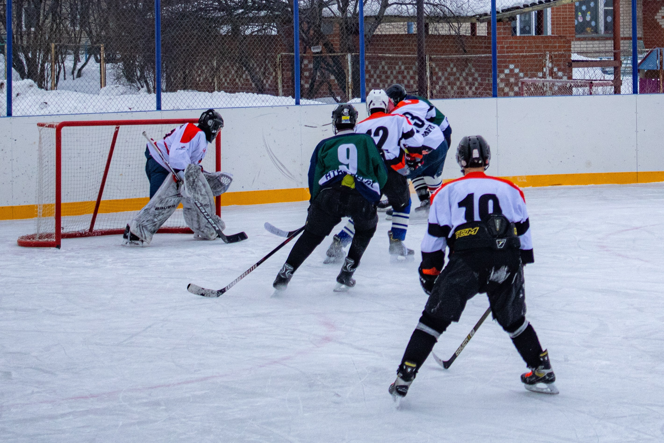 Хоккей г.п Атиг-г.Нижние Серги