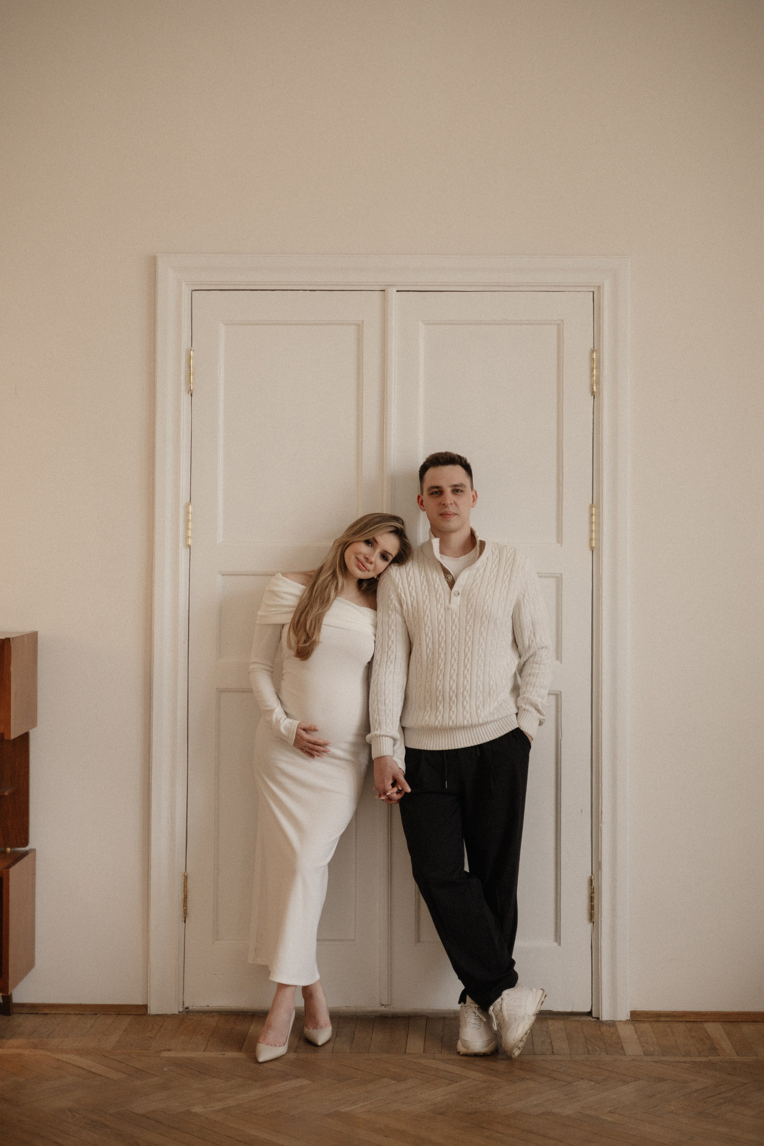 Беременная фотосессия в студии. Свадебный и портретный фотограф в Москве Анастасия Масюк