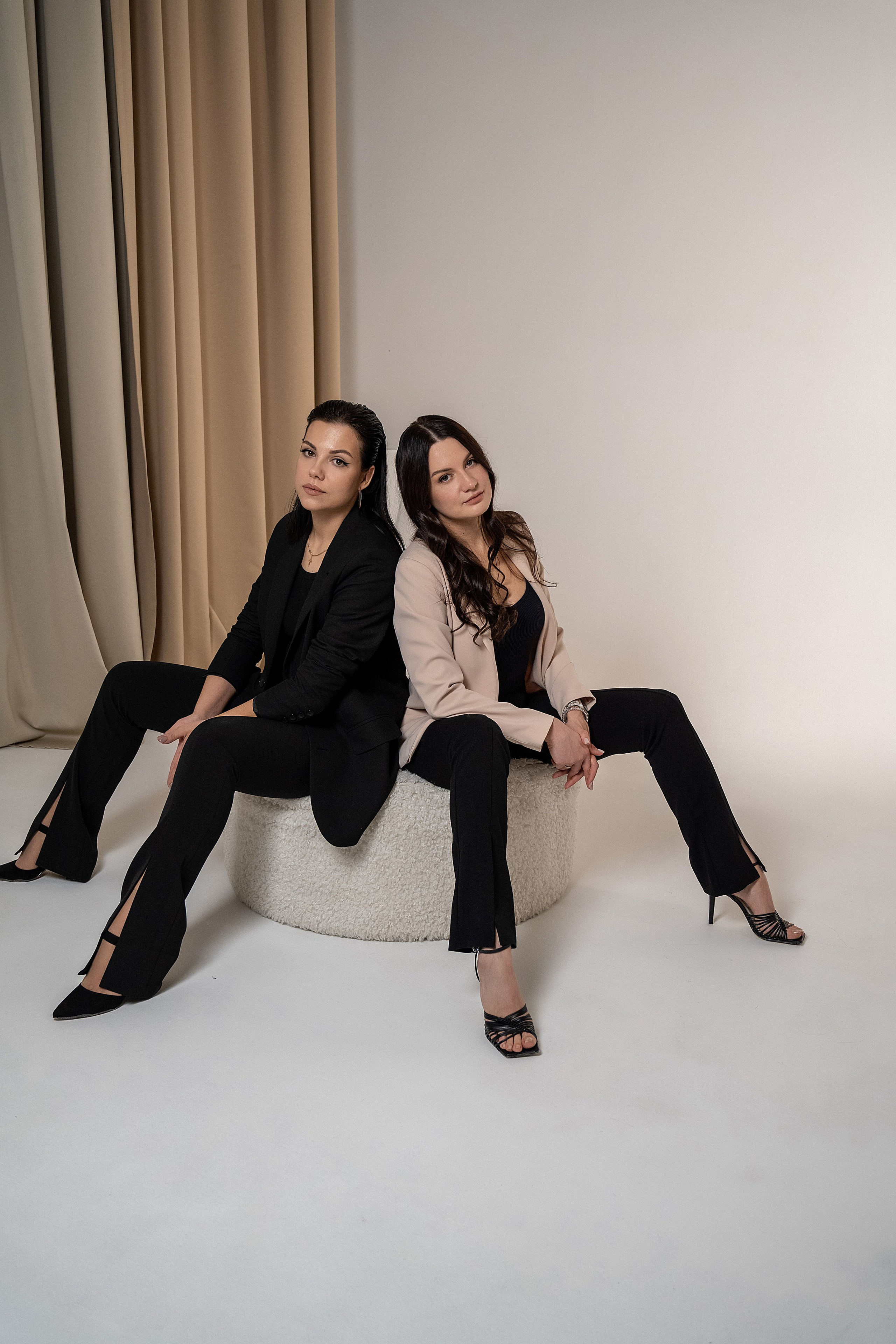 Марина и Светлана. Свадебный фотограф Новороссийск Марина КрамарИна Полещук