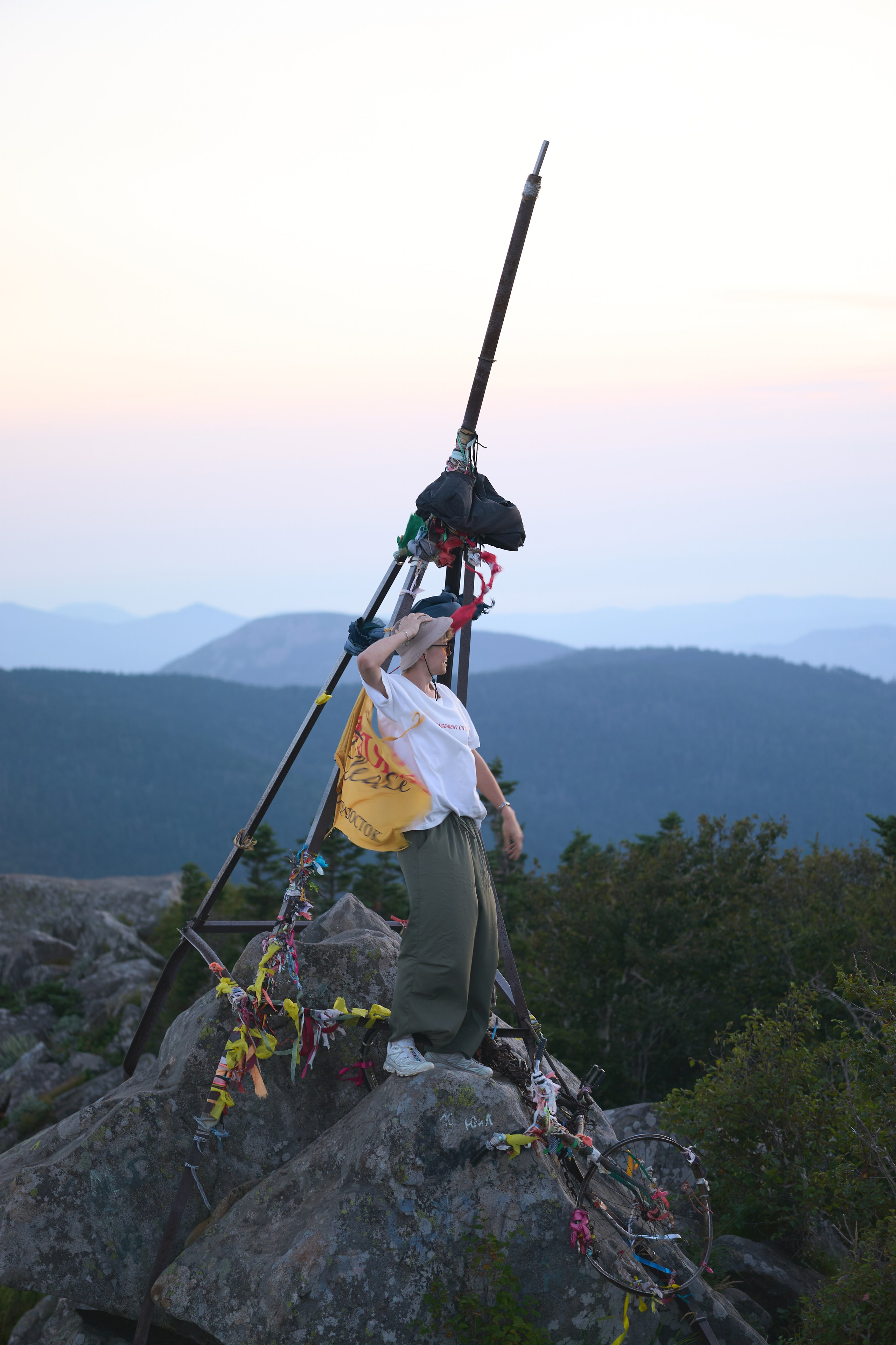 Фото поход на гору Пидан. Фэшн-фотография и портреты в Владивостоке. Превращаю съёмку в повествование — создаю образы с сюжетом, которые остаются в памяти