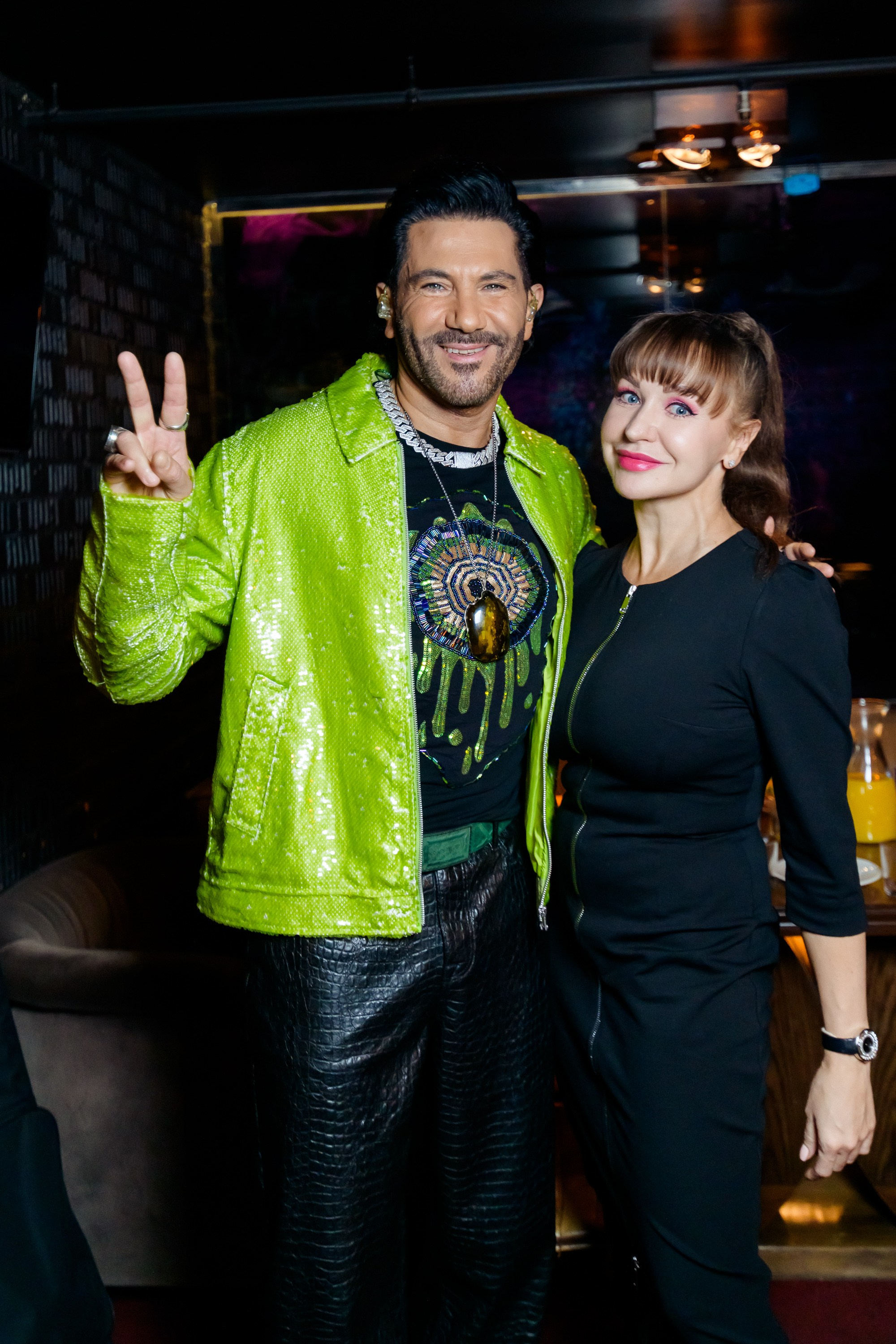 Люстра бар. Репортажный фотограф Сергей Дроздов