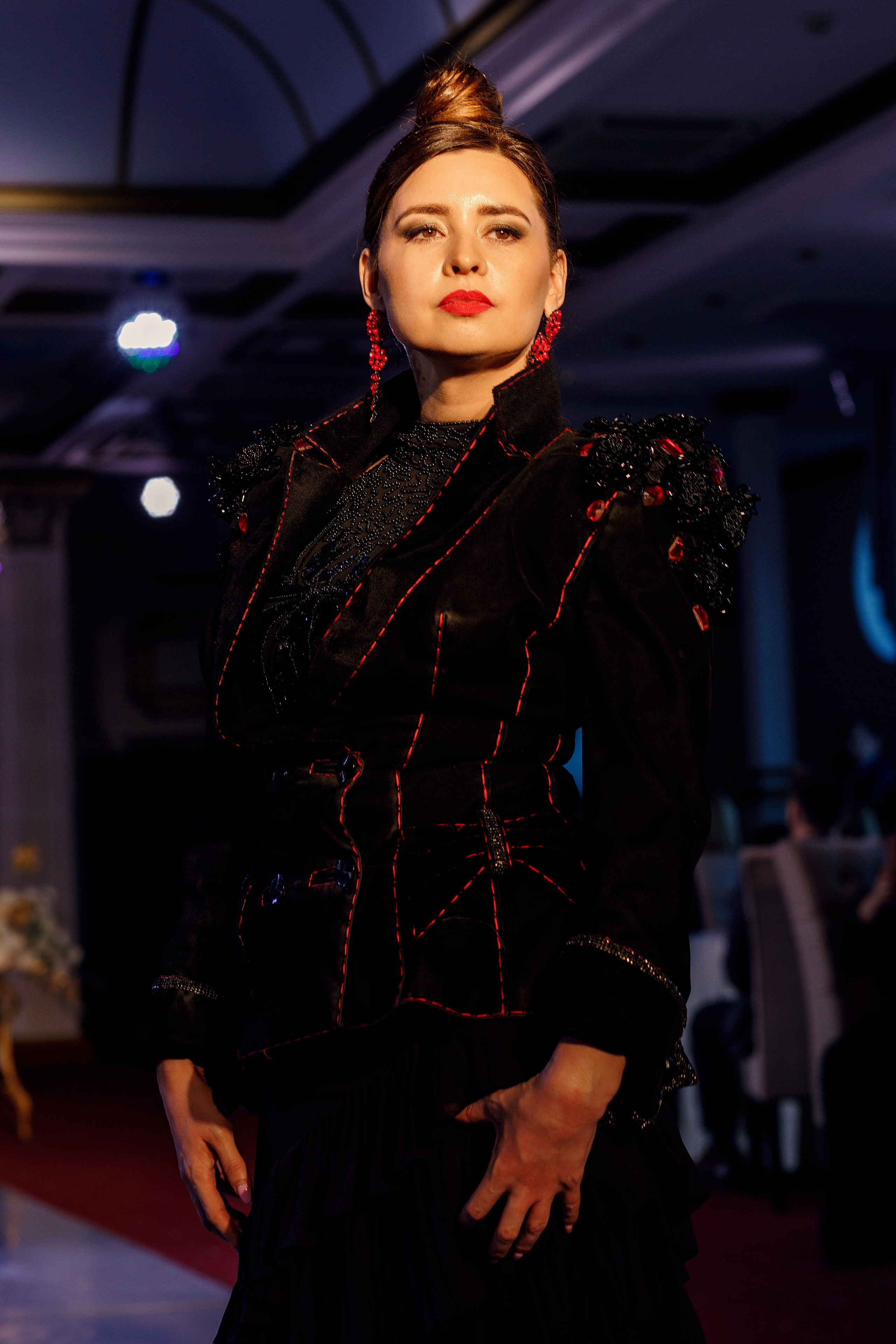 Показ коллекции Игоря Дадиани — 2023.04.01. Портретный и репортажный фотограф в Чебоксарах Андриян Чаркин