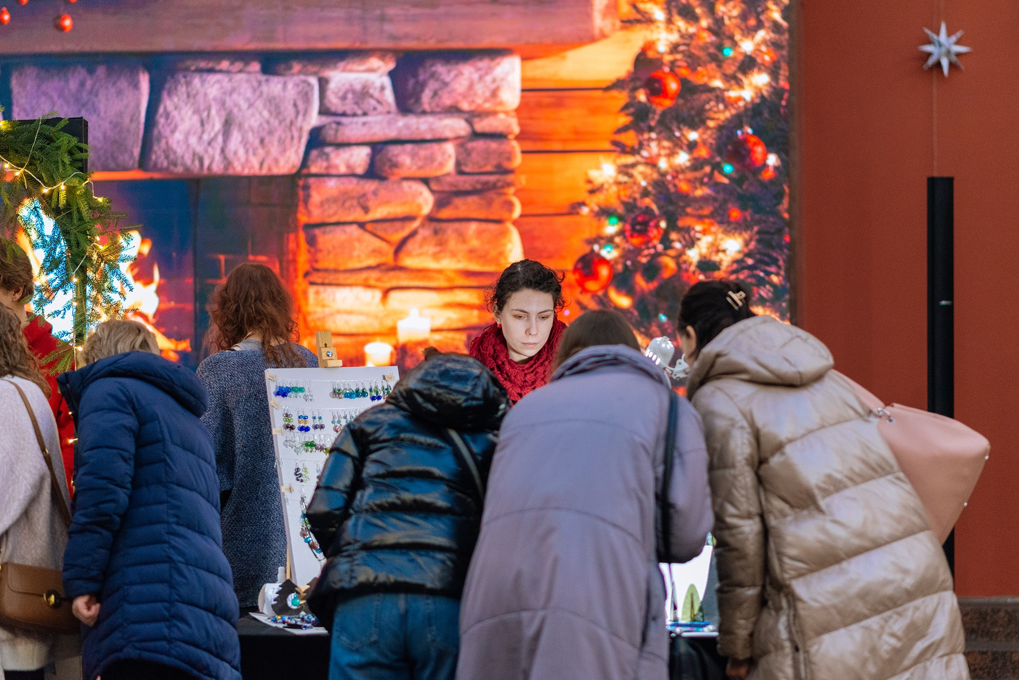 Ёлка. Ярмарка в Академии Штиглица. Декабрь 24. Репортажный фотограф в Санкт-Петербурге Анастасия Клёпова