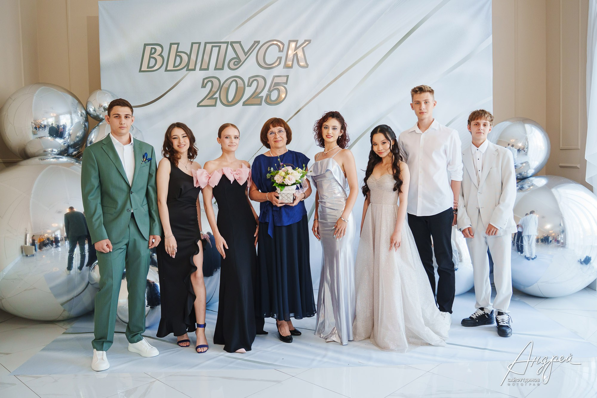Фотограф на выпускной в Ростове-на-Дону | Выпускной школы «Алла Прима»