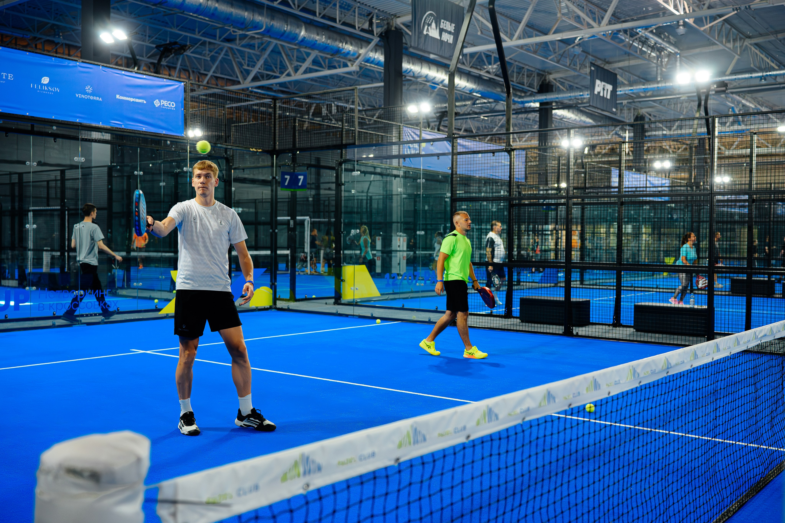 Падел СПб. Коммерческий фотограф в Санкт-Петербурге Анна Кобзарь