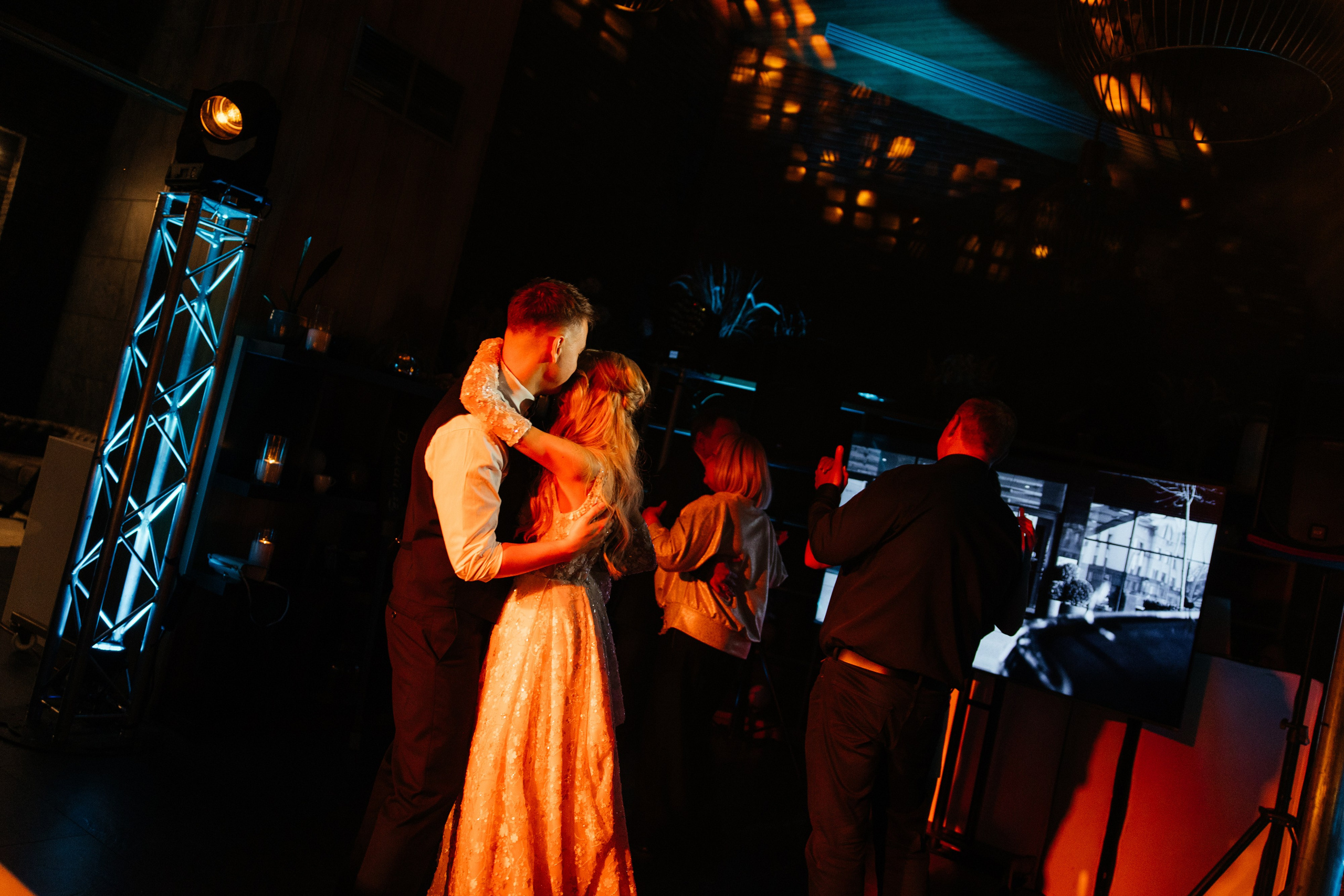 Юлия и Андрей | Свадебный день на 9 человек. Свадебный фотограф Минск РБ