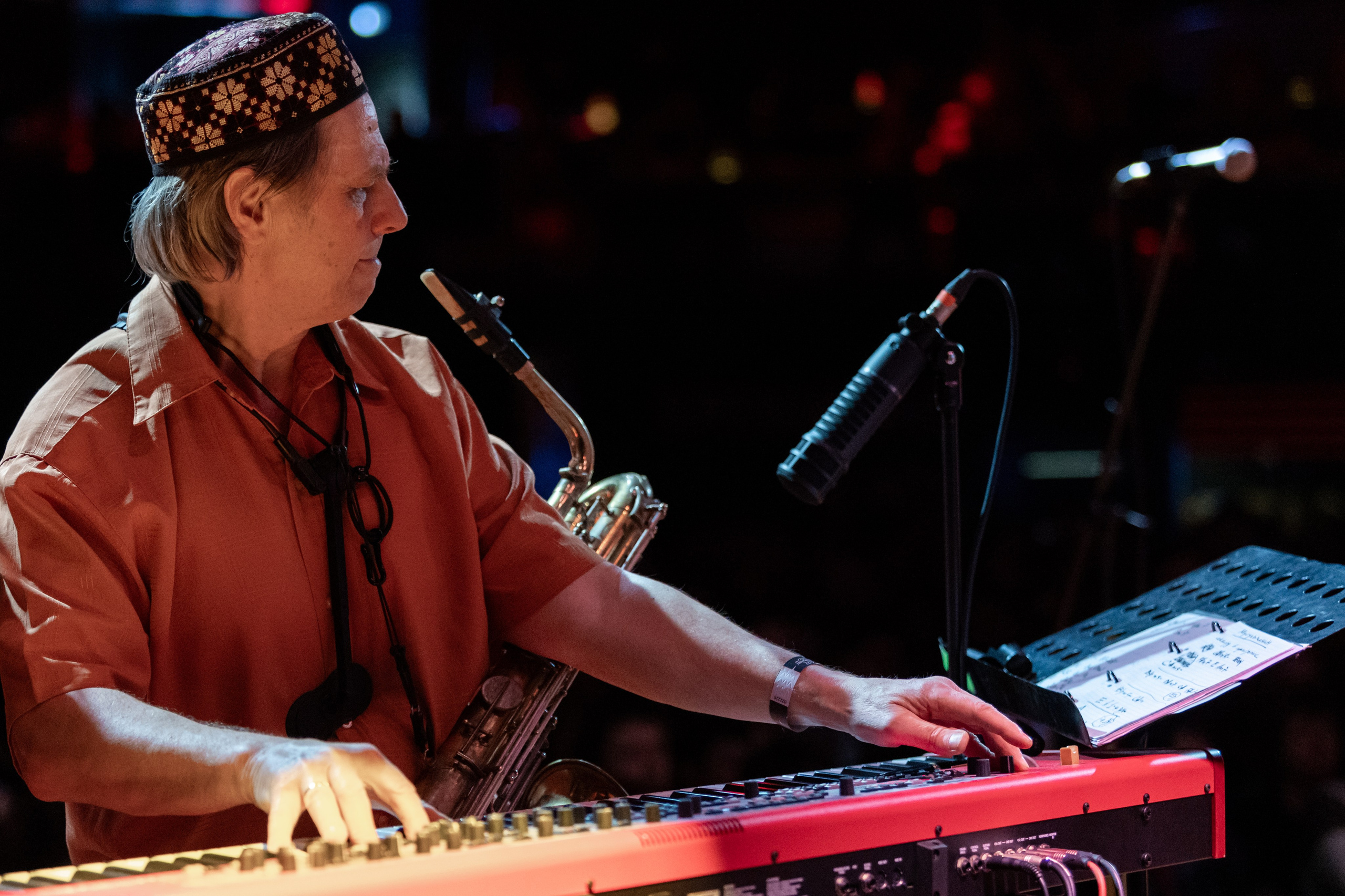 АукцЫон 27.02.2026. Портретный фотограф в Санкт-Петербурге Вадим Корнеев