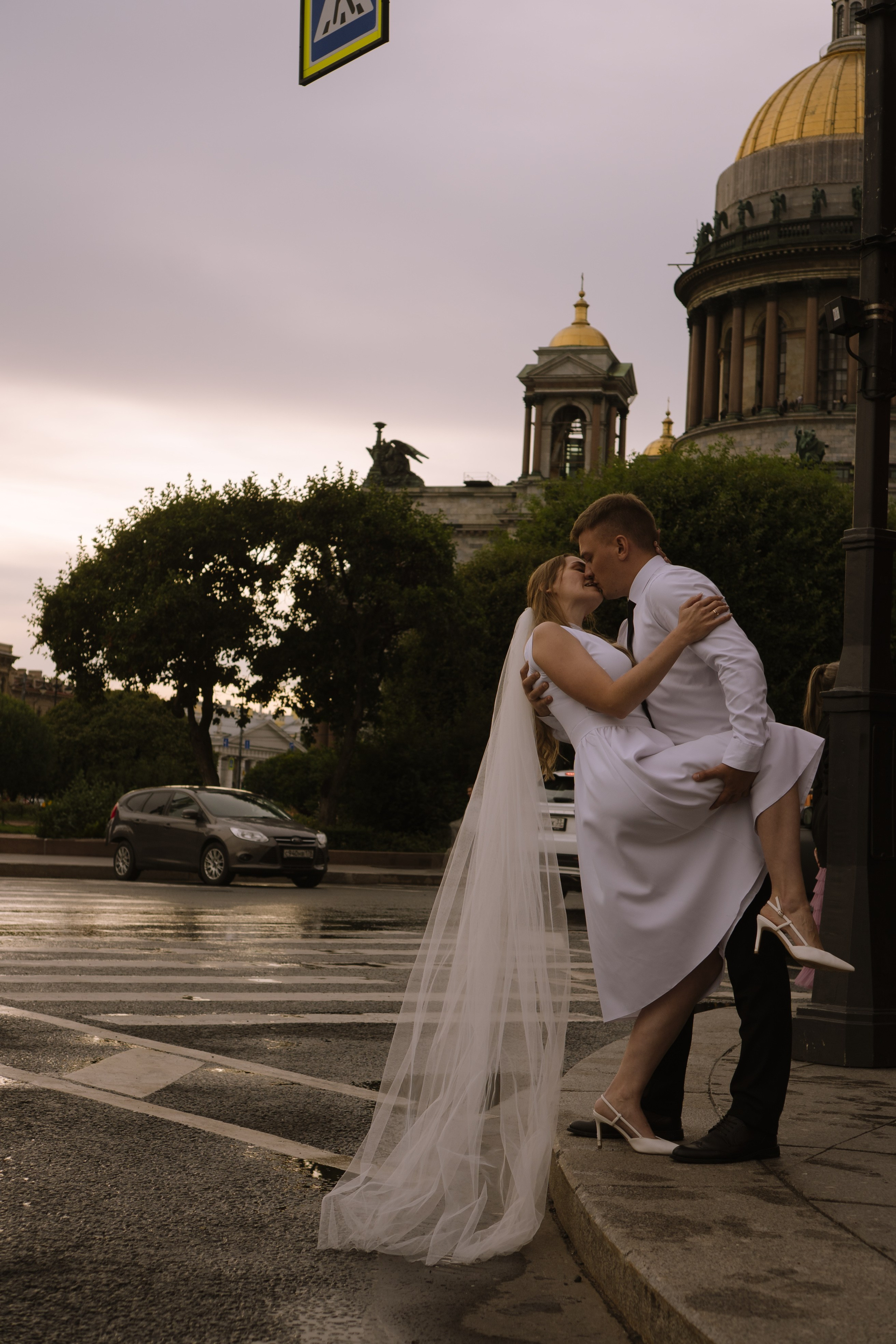 СВАДЕБНАЯ СЬЕМКА С ИСАКИЕВСКИМ СОБОРОМ, АСТОРИЯ И ЗАКОНОДАТЕЛЬНОЕ СОБРАНИЕ. Профессиональный фотограф, Санкт-Петербург — Виктория Богомолова