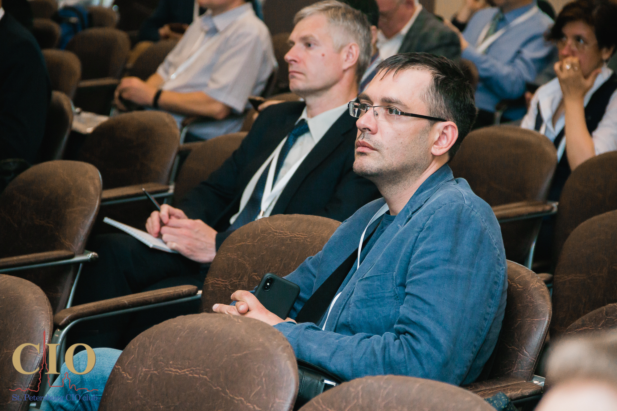 Бизнес конференции. Свободный фотограф