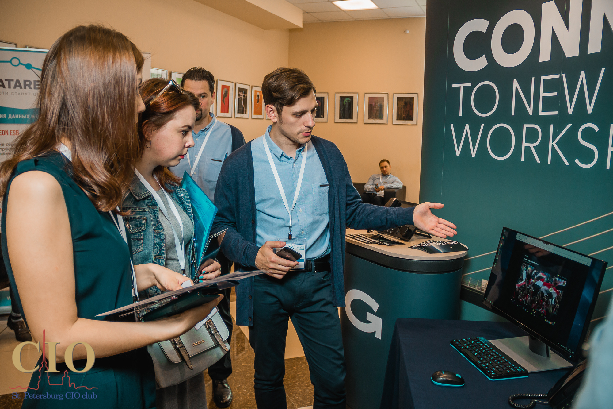 Бизнес конференции. Свободный фотограф