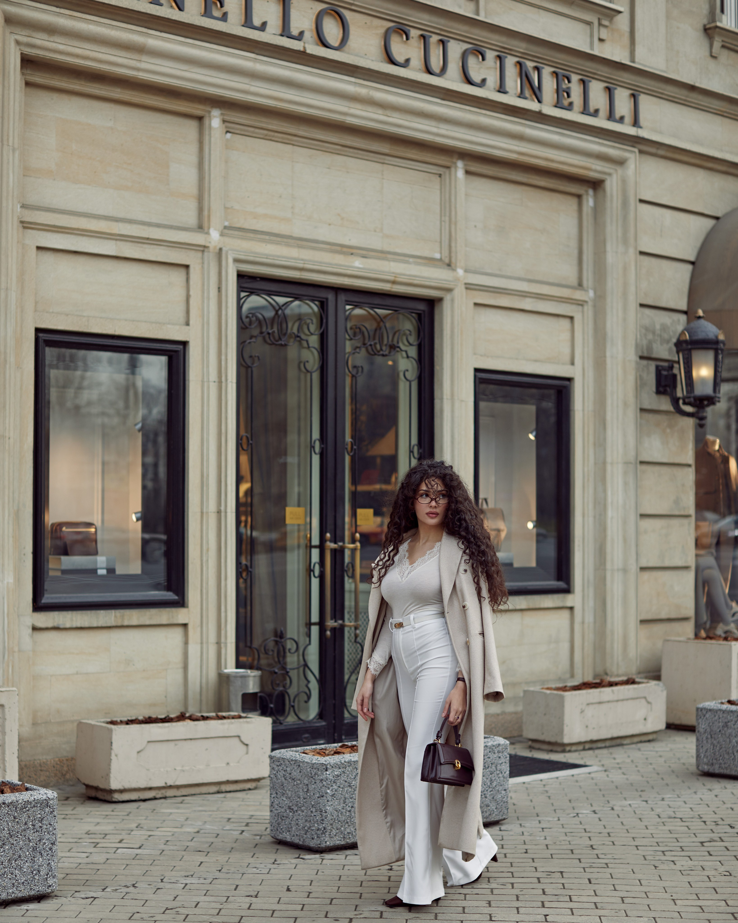 Lookbook. Фотограф для брендов одежды и маркетплейсов в Москве