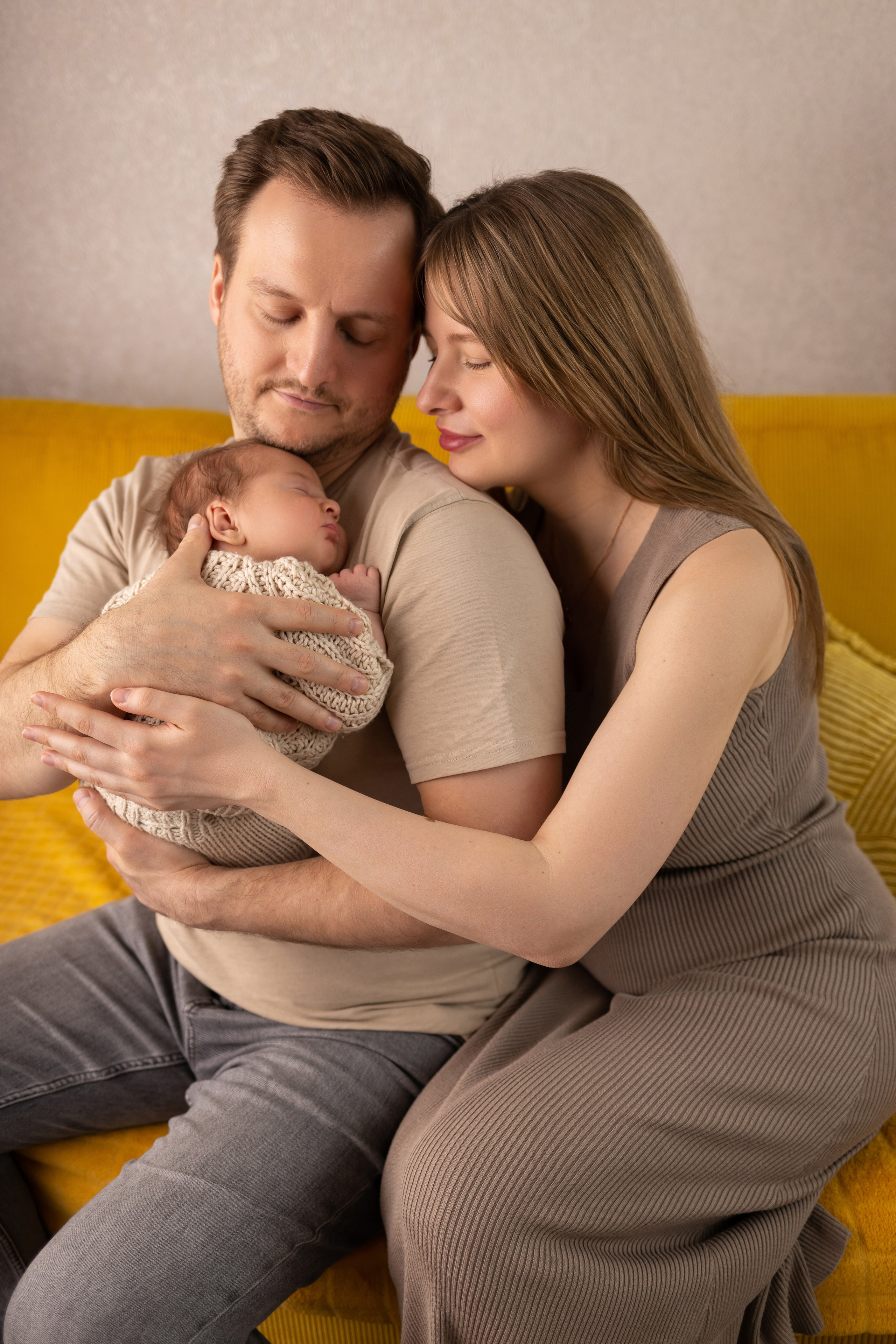 Newborn съемка в стиле Лайф. Фотограф новорожденных малышей в Омске и Омской области Эльвира Камаева