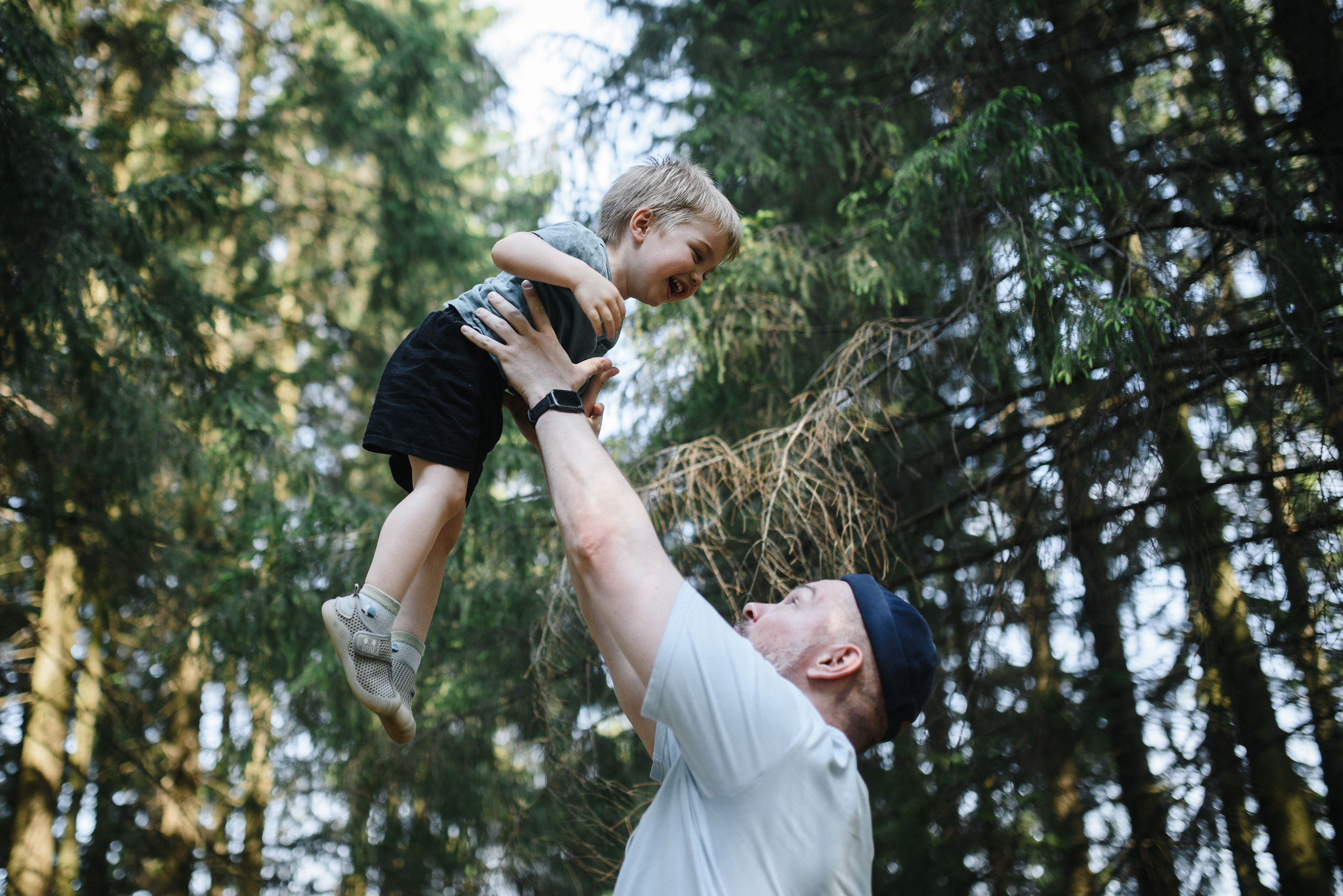 Игорь, Мила и Михаил Игоревич, домашняя история. Фотограф Денис Неместо, портрет, репортаж