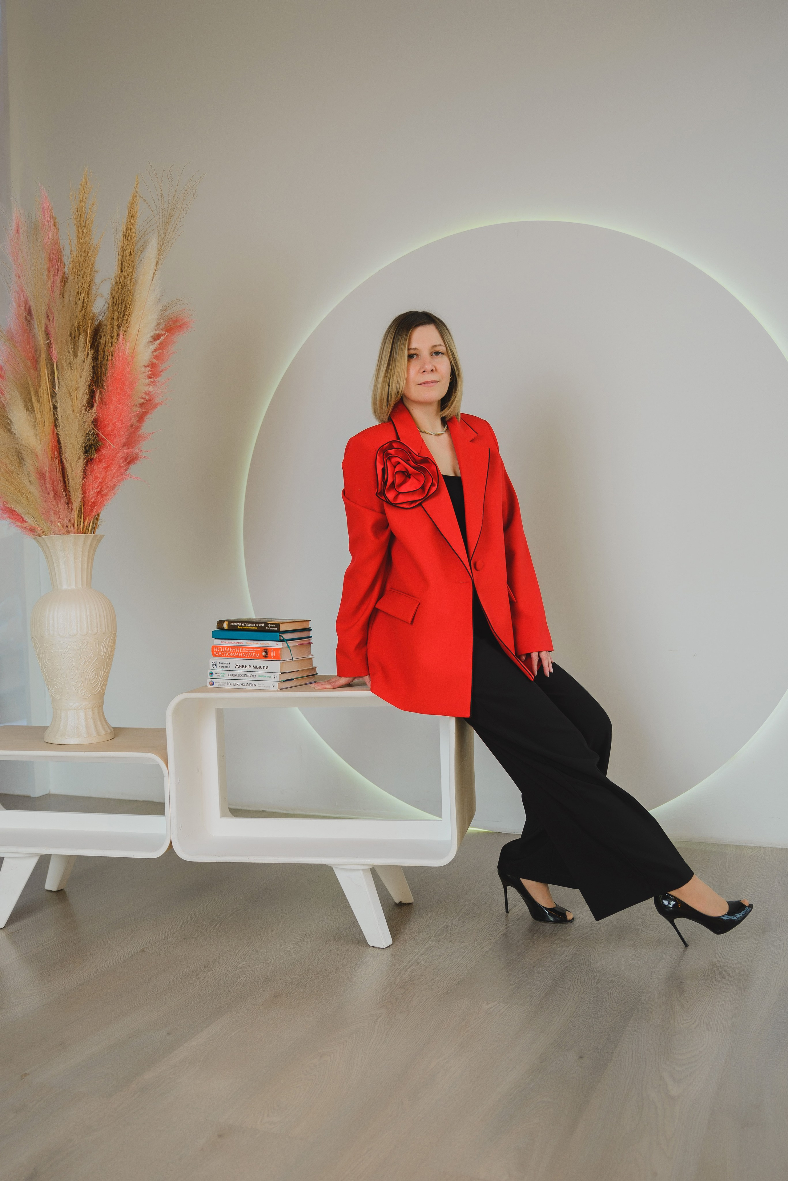 Женские портреты. Айсылу Счастливая — Фотограф | Ретушёр | Нейрокреатор