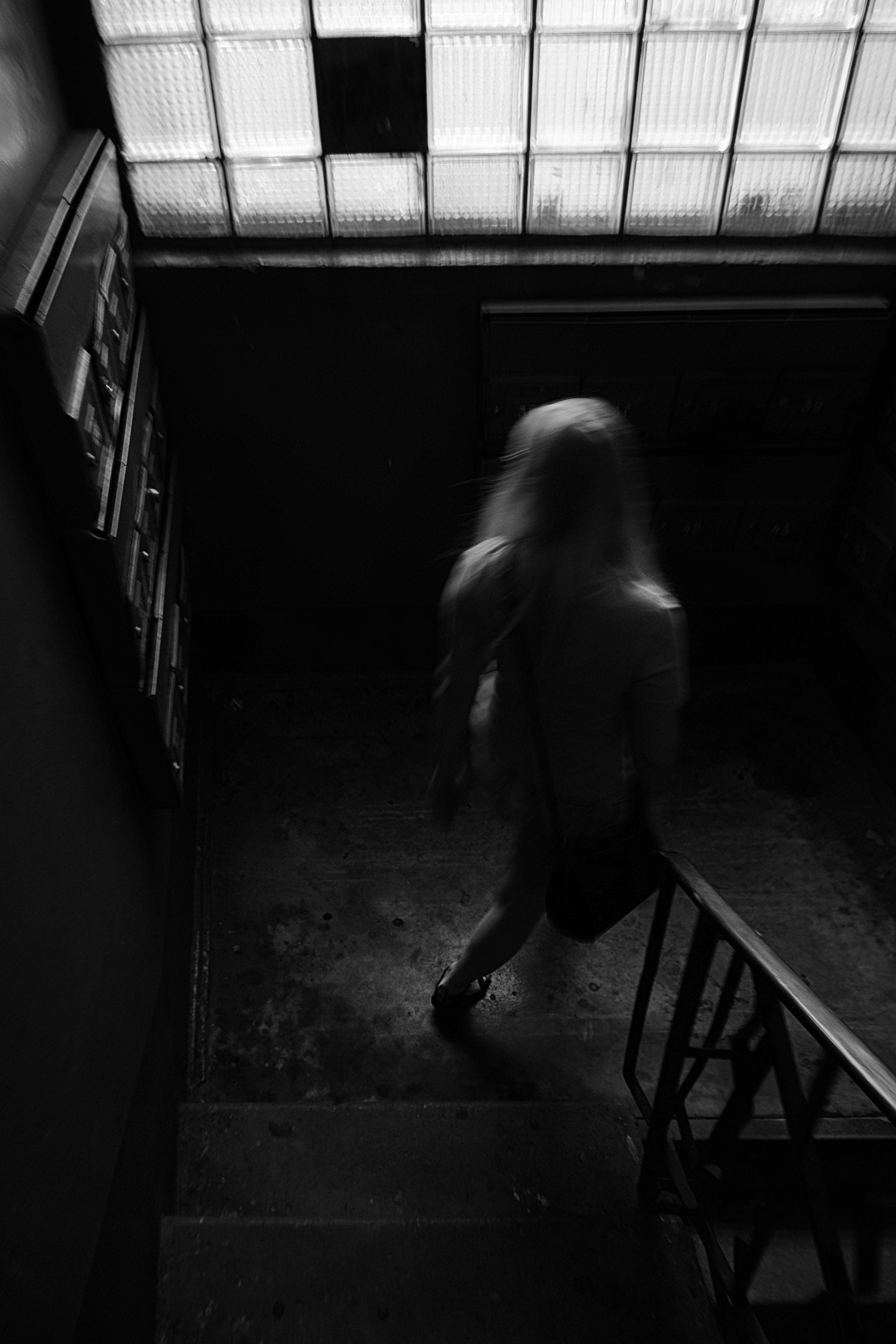 Semi-darkness of the entrance. Фотограф (photographer) Lischinski Vitaliy