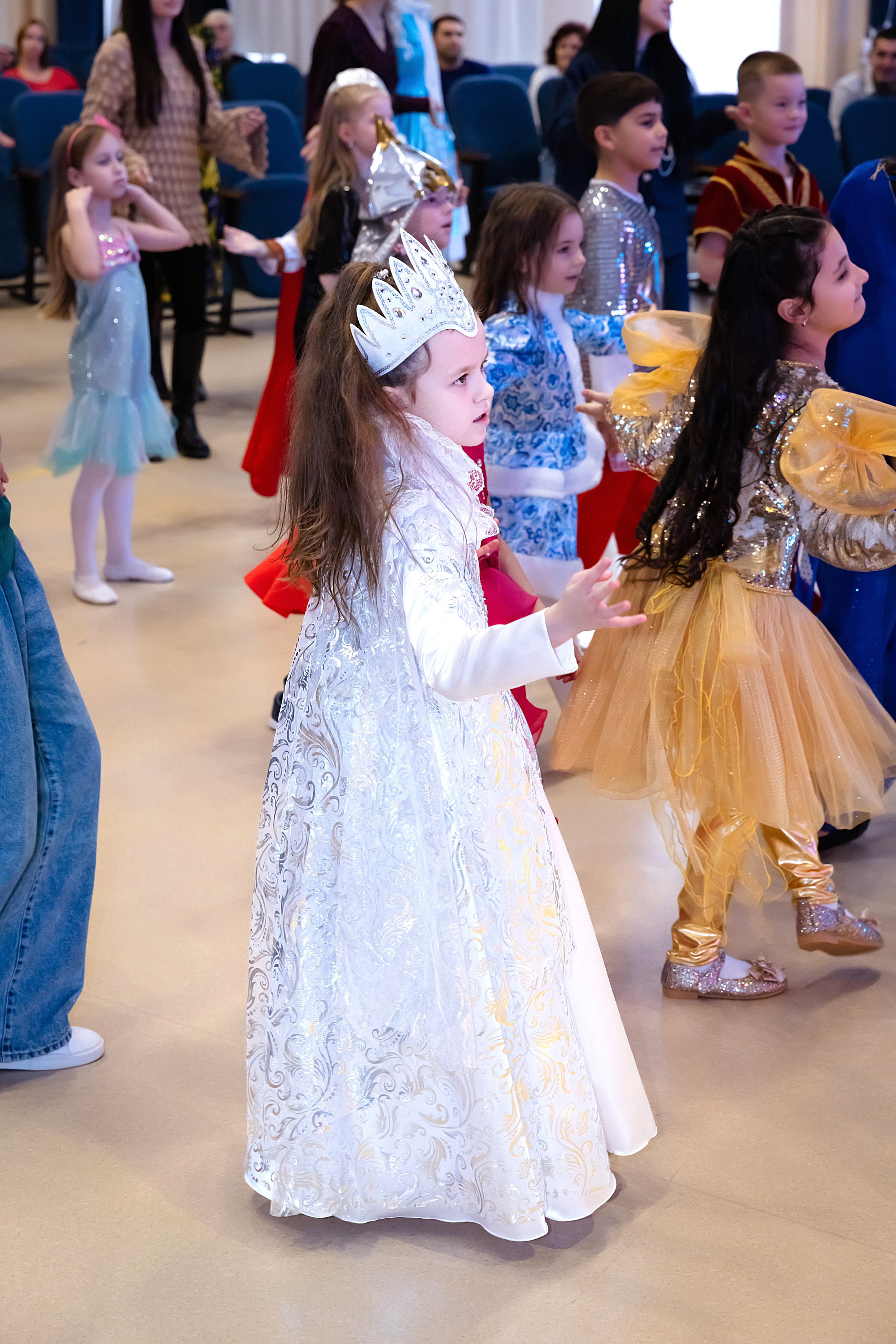 Новогодний праздник 1 В класс! Гимназия № 23. Фотограф и Видеограф в Краснодаре Юлия Солодченко