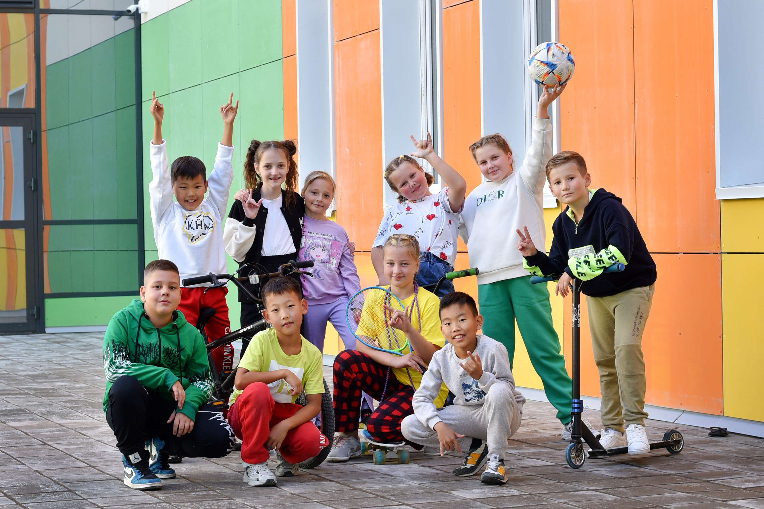 НАЧАЛЬНАЯ ШКОЛА. Школьный фотограф ЛАРИСА МАТВЕЕНКО