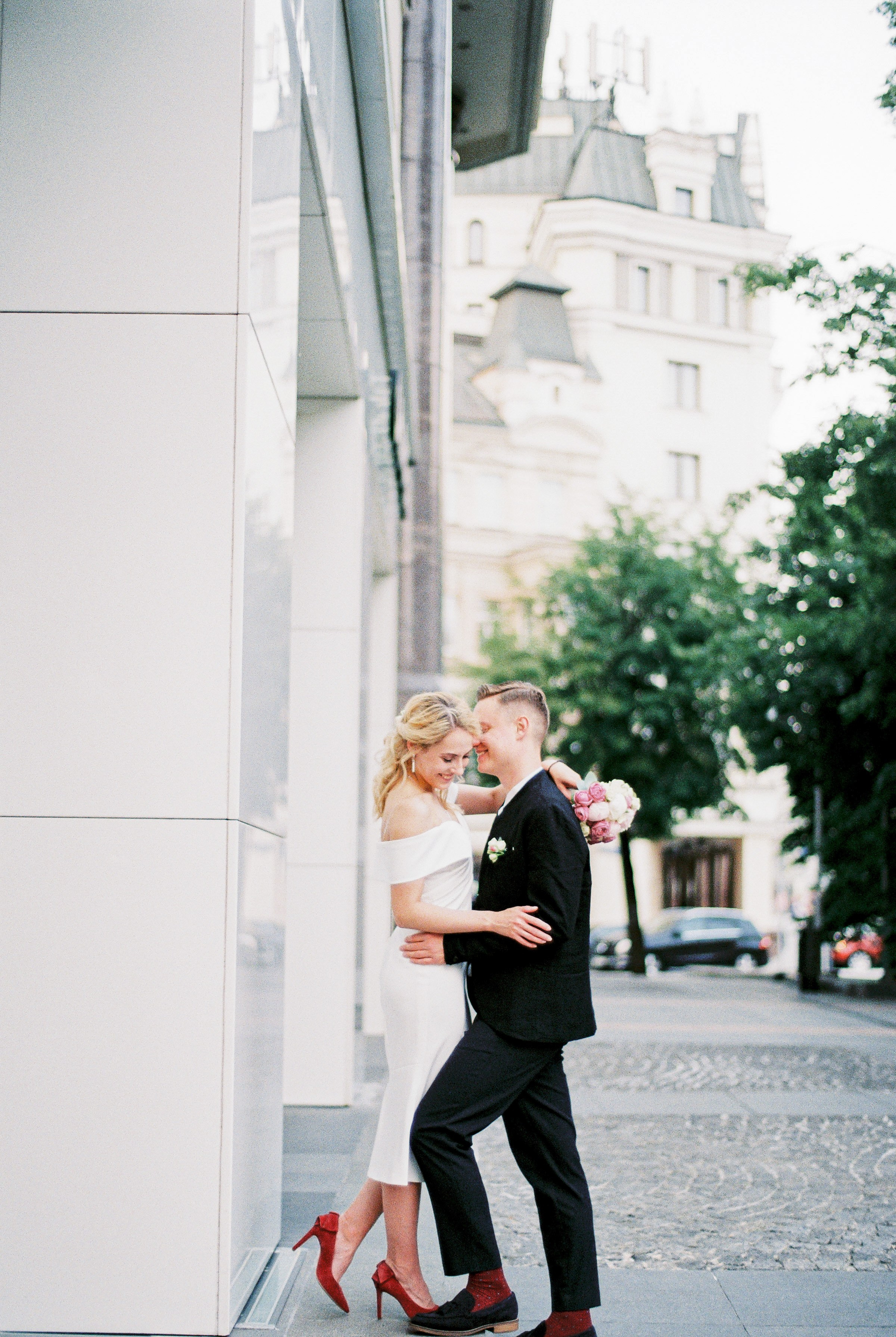 Свадебный фотограф на плёнку Москва, портретный, семейный фотограф на плёночную камеру в Москве