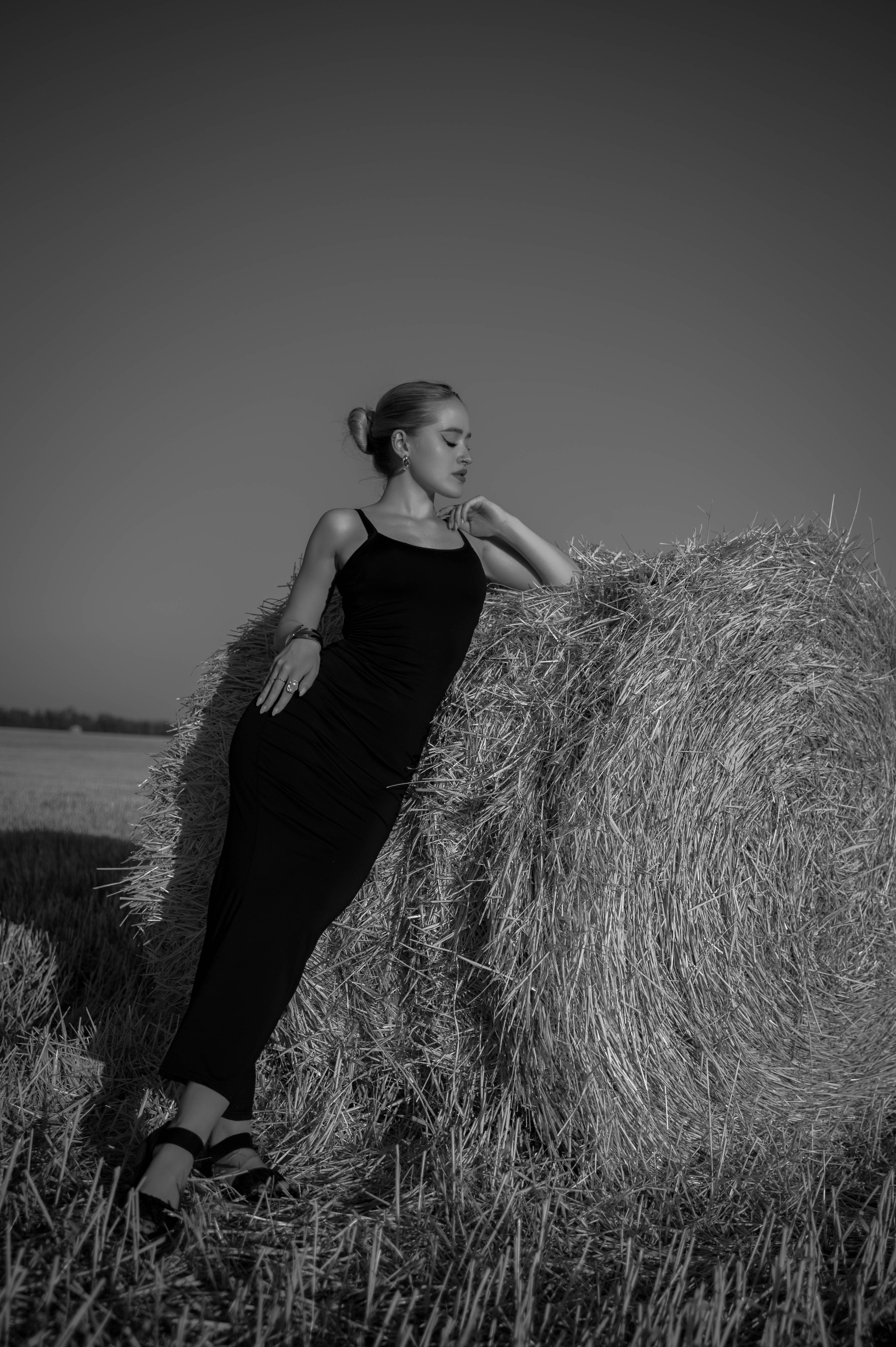 Стога. Настя. Ваш фотограф в Крыму