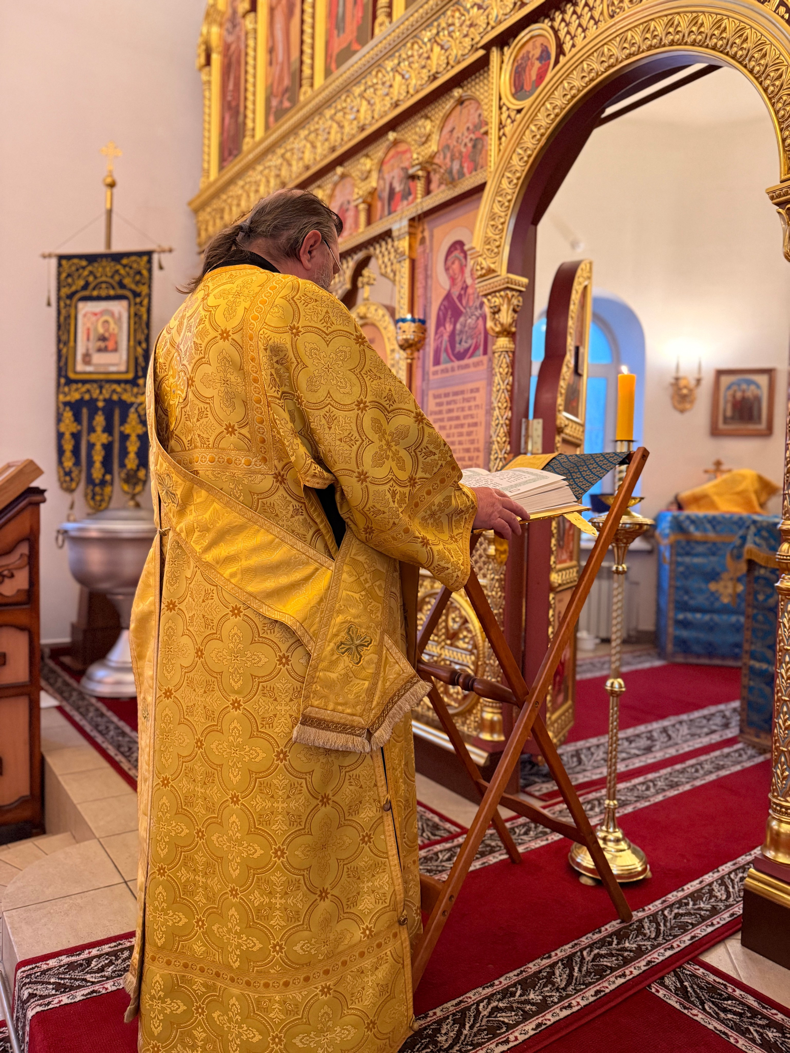 Божественная литургия в храме Нечаянной Радости. Саратовское Юго-Западное благочиние