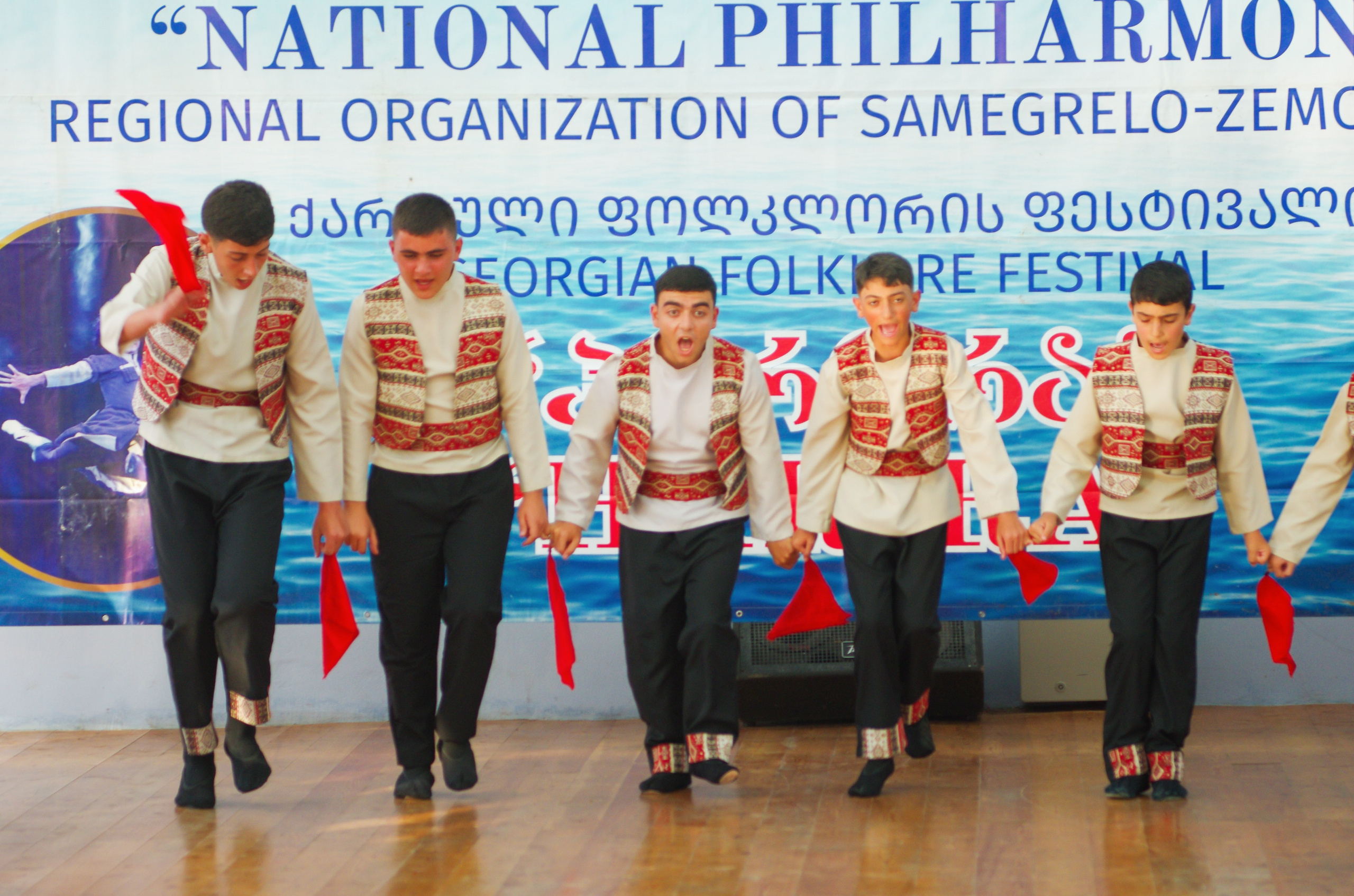 Кабулети Танцы. Портретный фотограф Денис Милютин