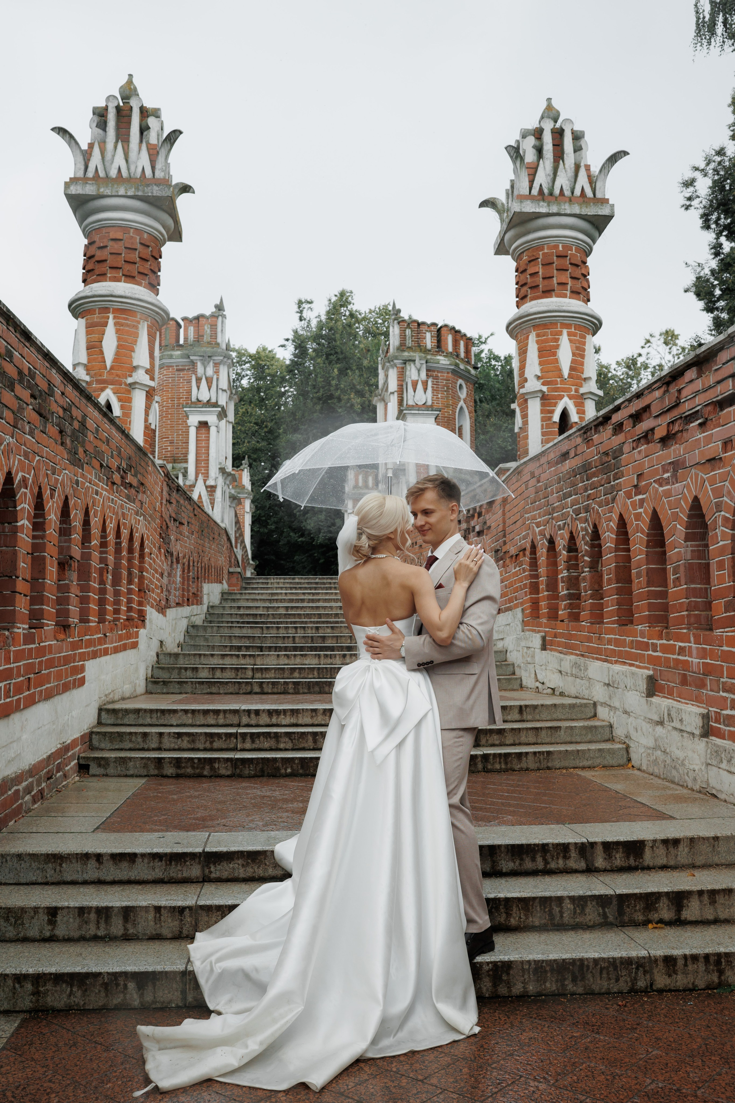 Отель «Милан», Шипиловский ЗАГС, прогулка в парке Царицыно. Свадебный и репортажный фотограф (Москва, Королев и другие)