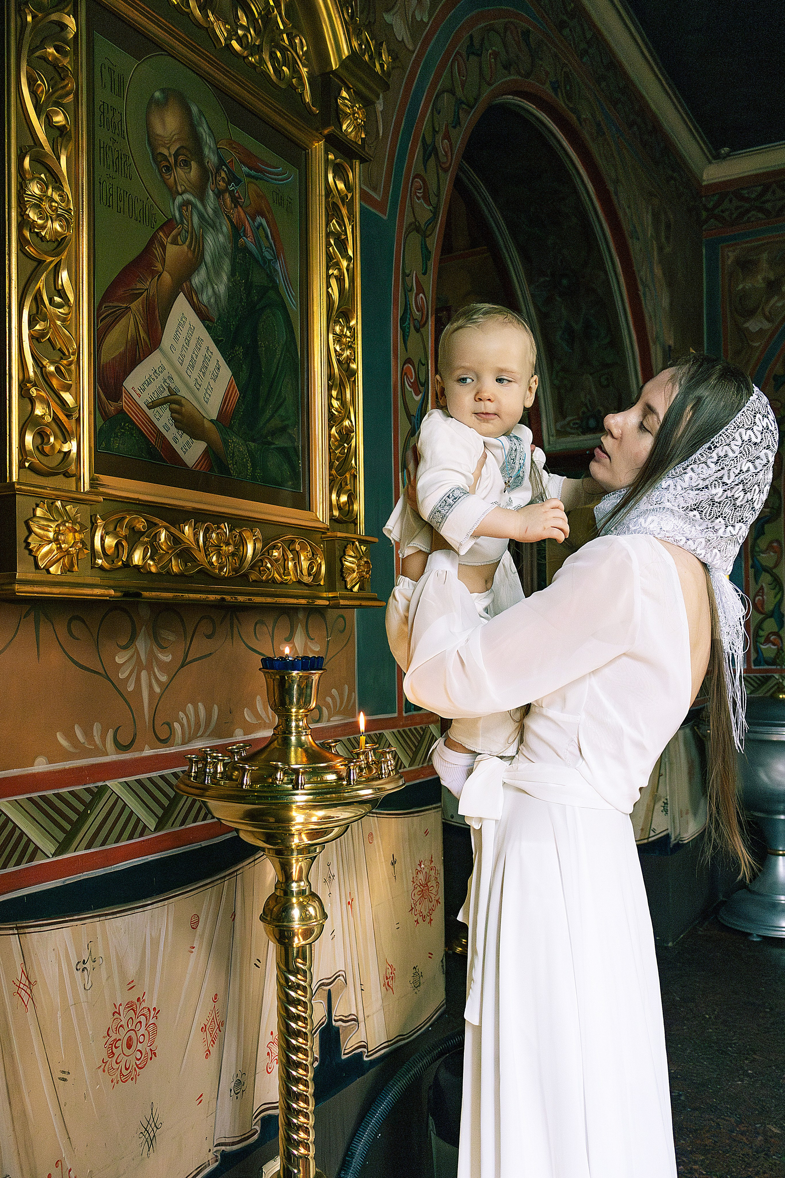 Съемка таинства крещения. Фотограф Видеограф Игорь Никулин Москва Балашиха