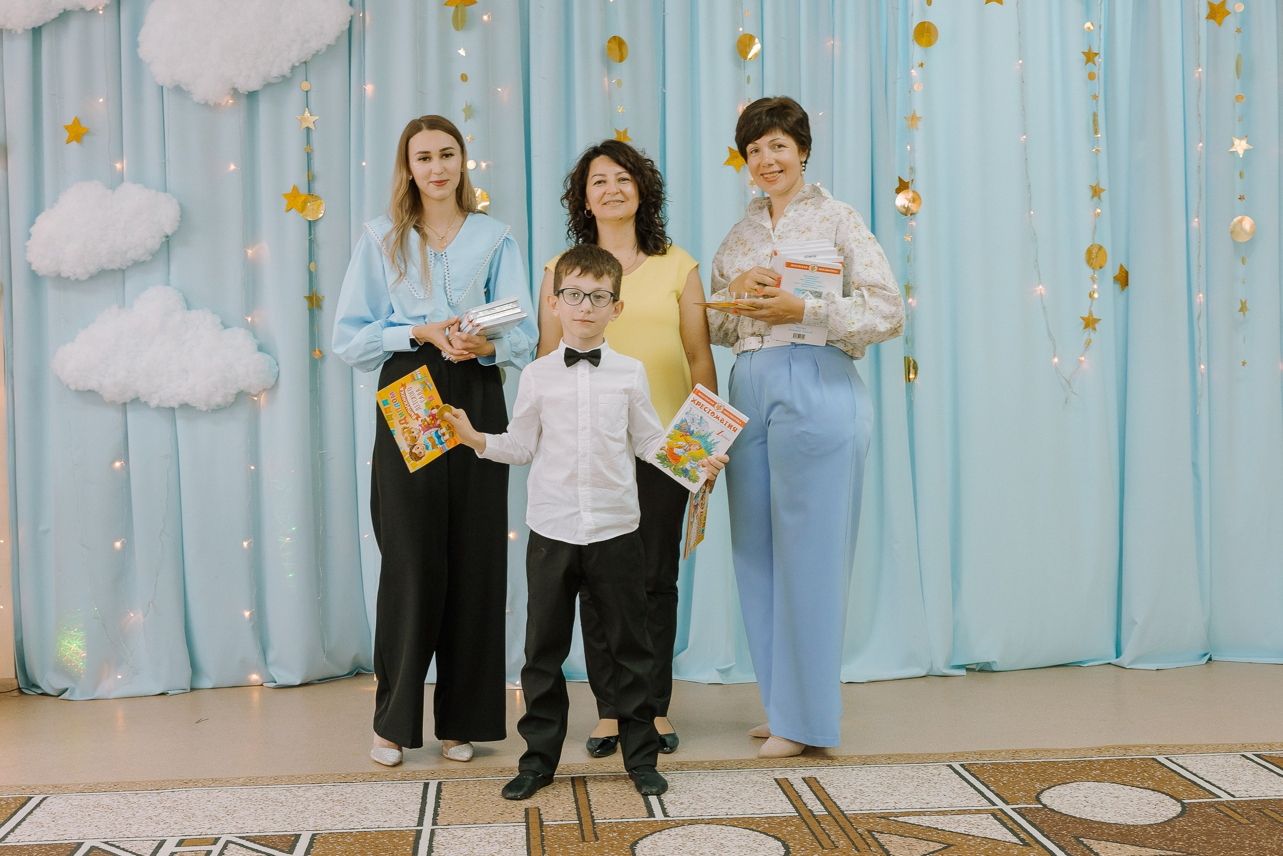 Выпускной в ДС -29. Выпускные альбомы Натальи Бутко: Новороссийск, Анапа, Геленджик