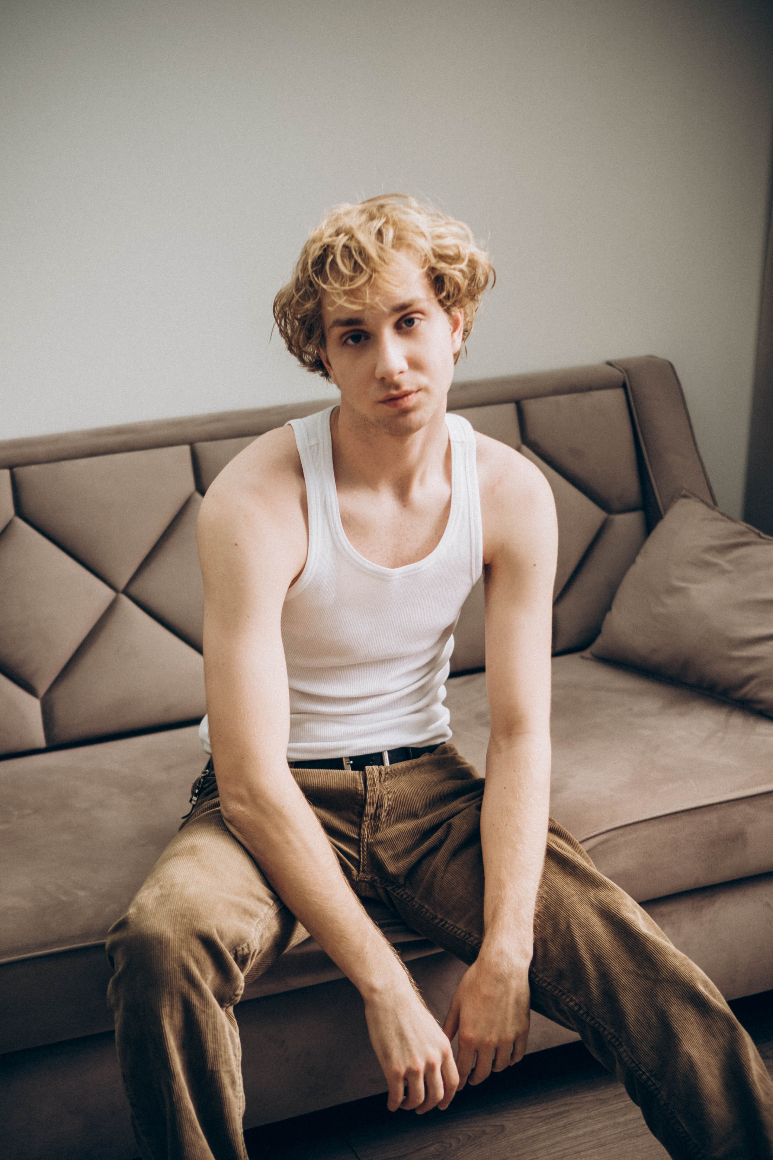 СВАДЕБНАЯ СЬЕМКА В ОТЕЛЕ. СБОРЫ ЖЕНИХА И НЕВЕСТЫ И ТАКЖЕ ТОР И ПОДГОТОВКА К ПРОГУЛКЕ. Профессиональный фотограф, Санкт-Петербург — Виктория Богомолова