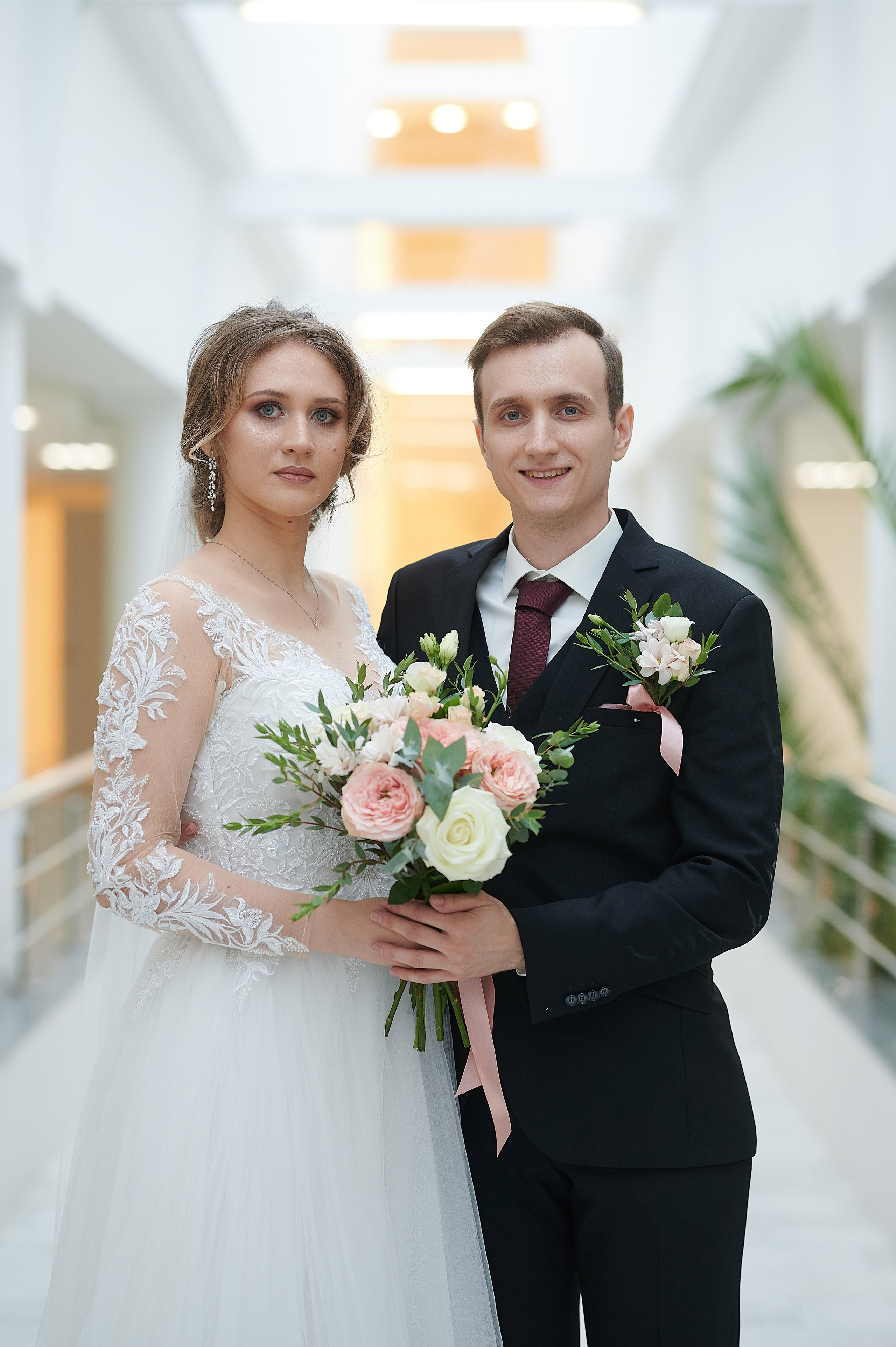 Регистрация в ЗАГСе на Институтском. Фотосессия в Санкт-Петербурге | Услуги профессионального фотографа