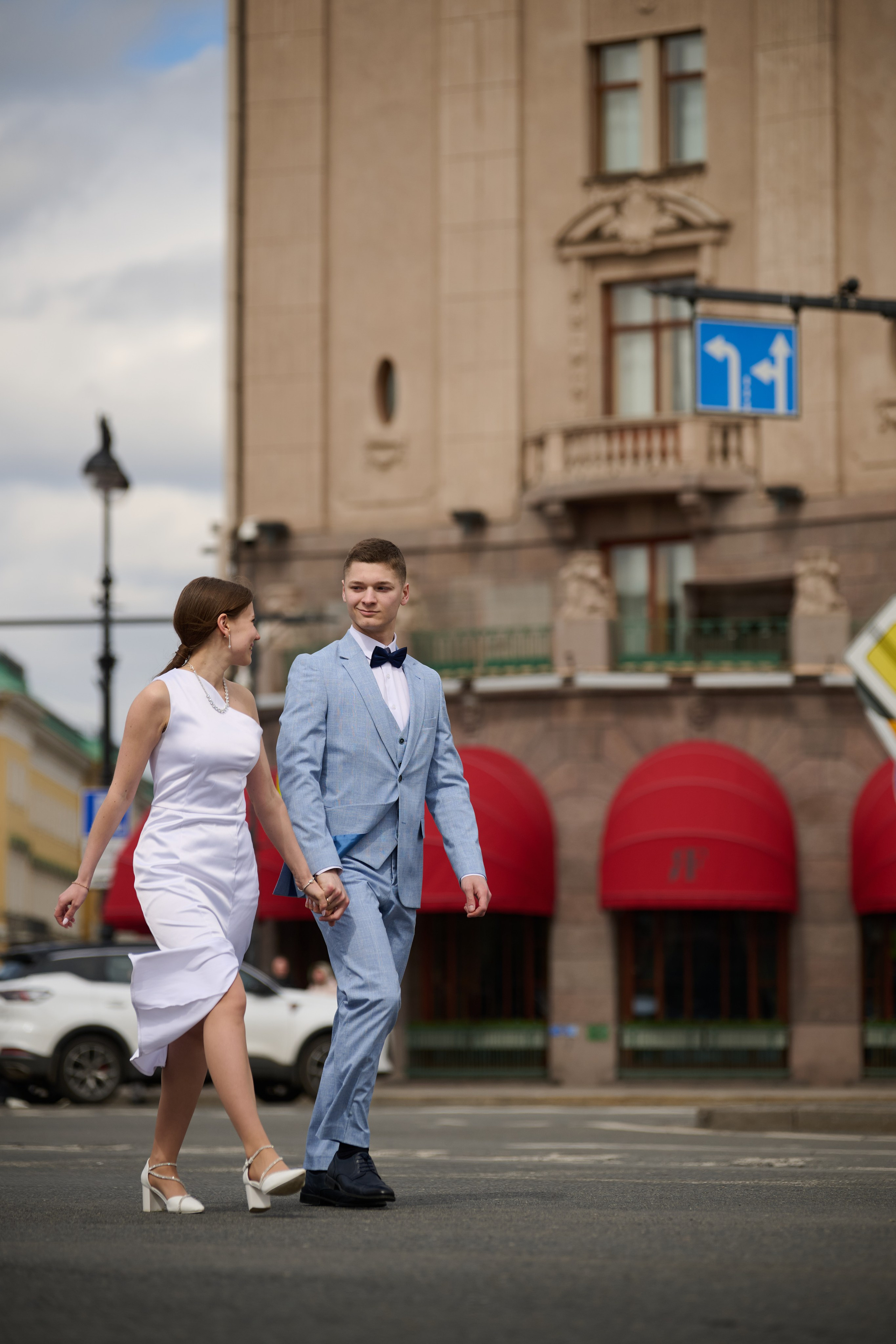 Прогулка у Исаакиевского собора. Фотосессия в Санкт-Петербурге | Услуги профессионального фотографа