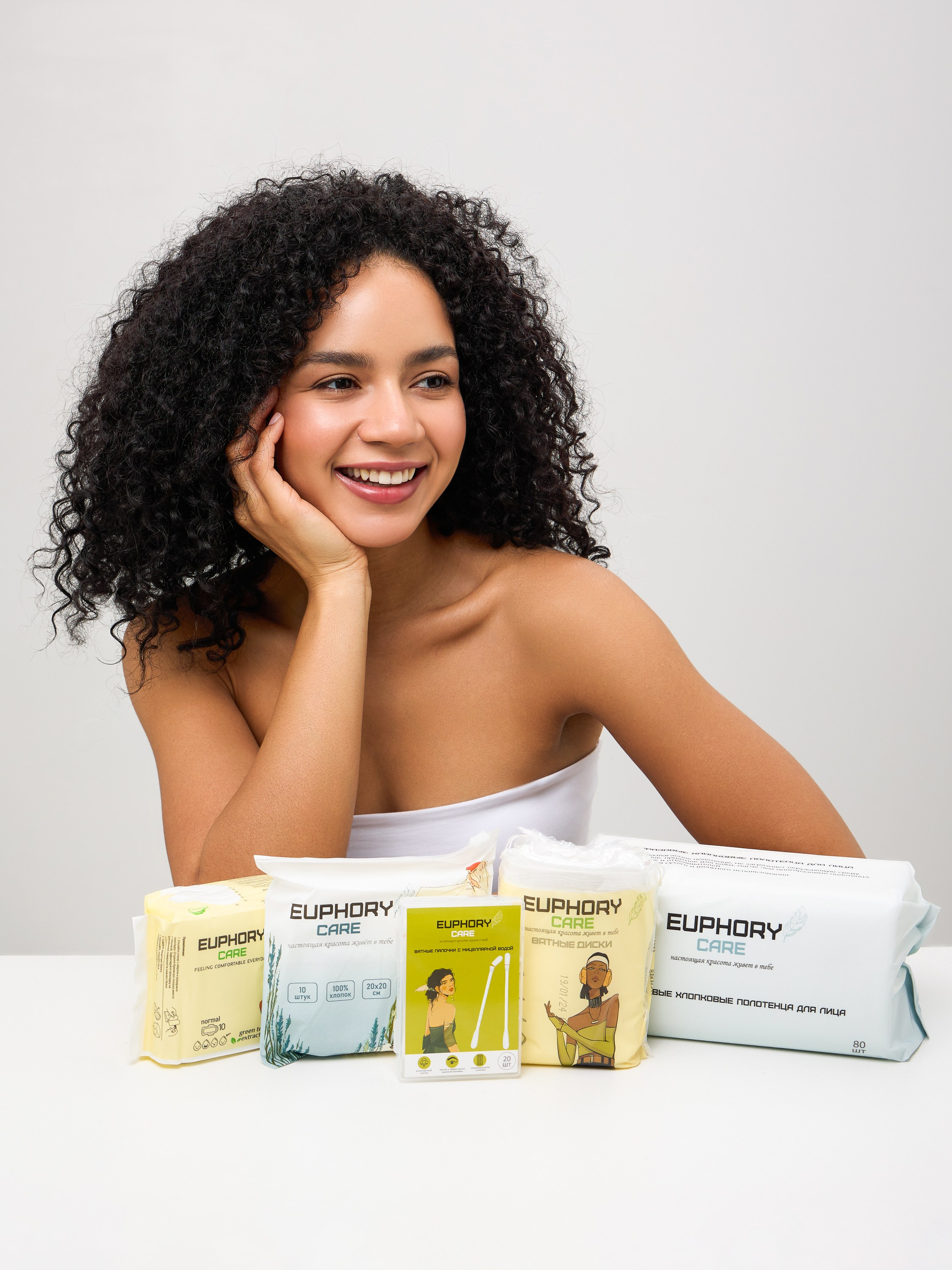 Палочки для макияжа. Контент фотограф в Санкт-Петербурге Иванова Юлия